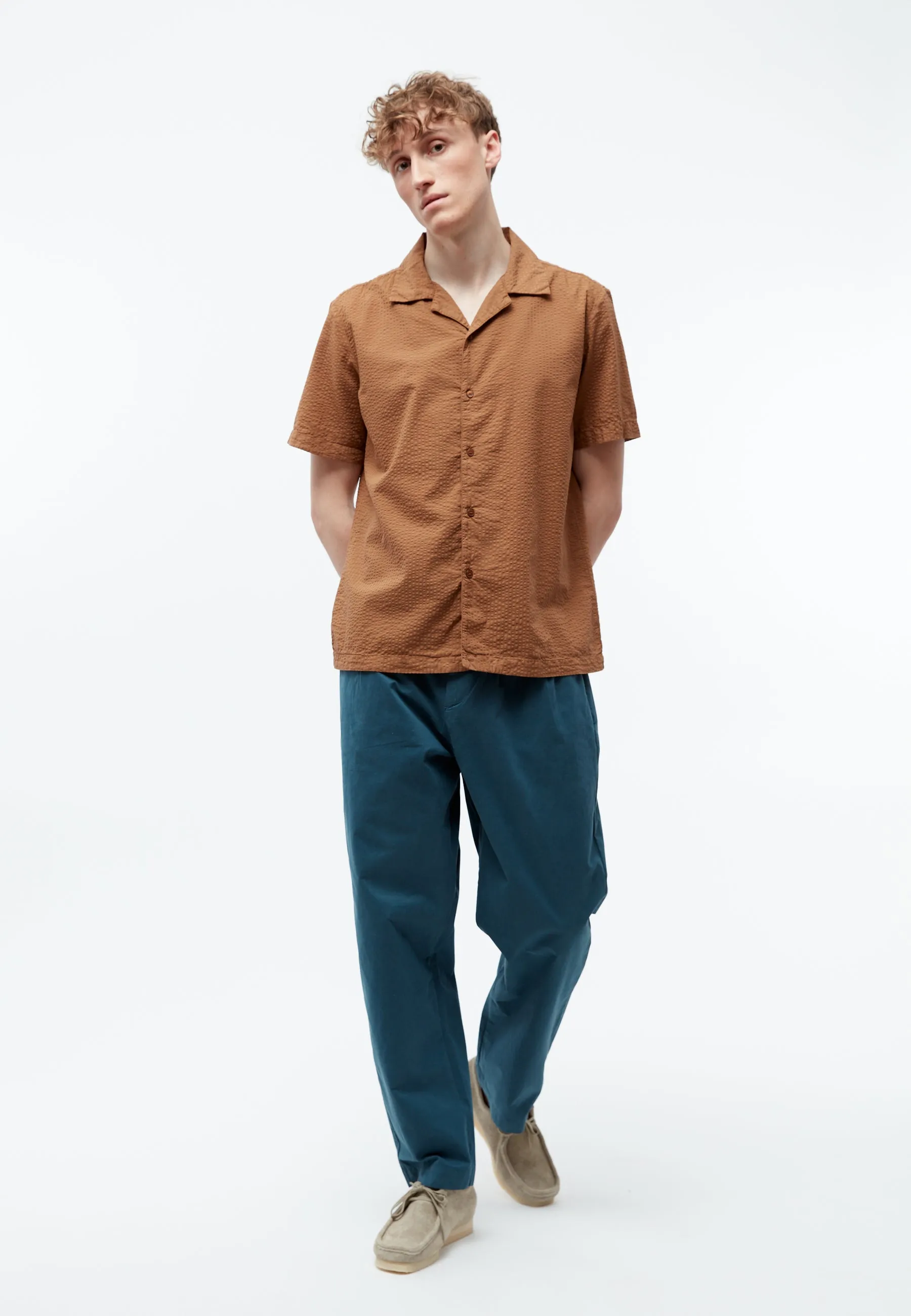Bowling-Shirt GBBARIK out of Seersucker organic cotton Givn Berlin
