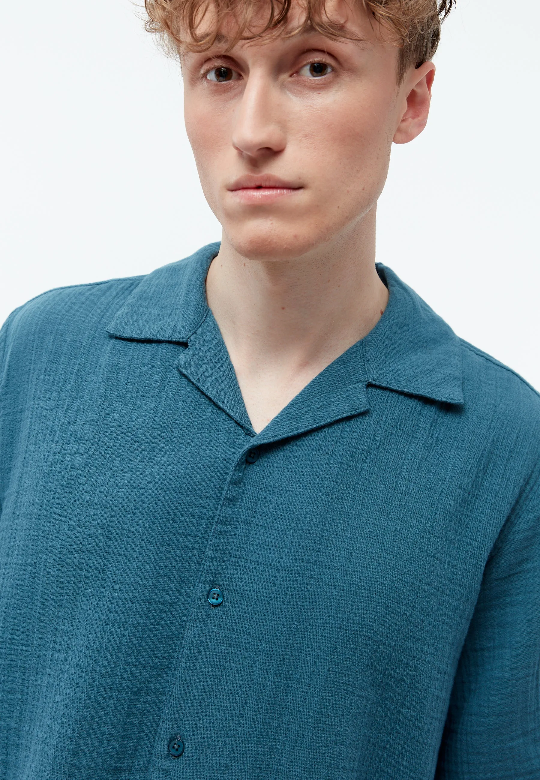 Bowling-Shirt GBLUCA out of organic cotton Givn Berlin