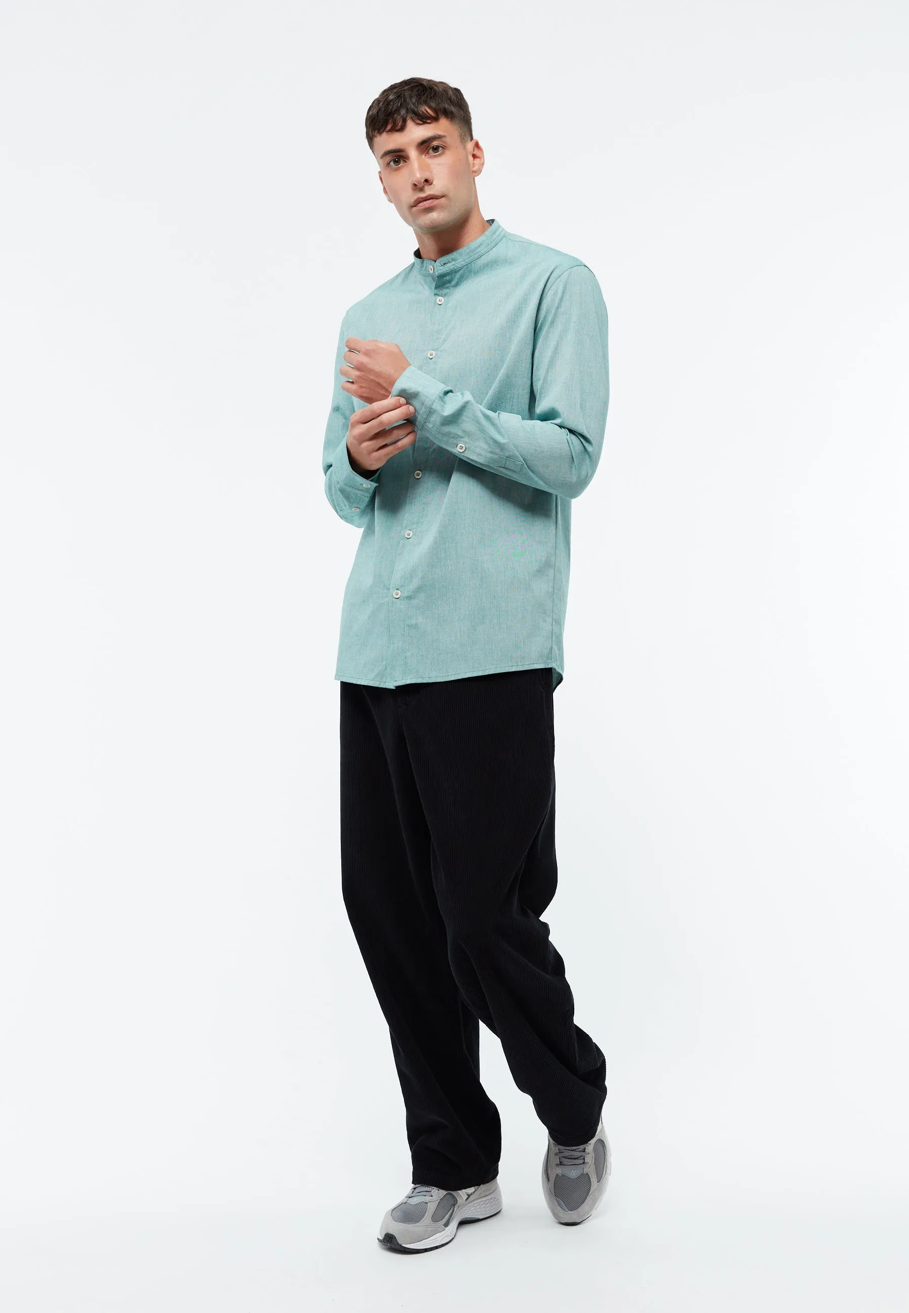Cotton shirt GBWES with stand-up collar - Malachite Green (Melange) Givn Berlin