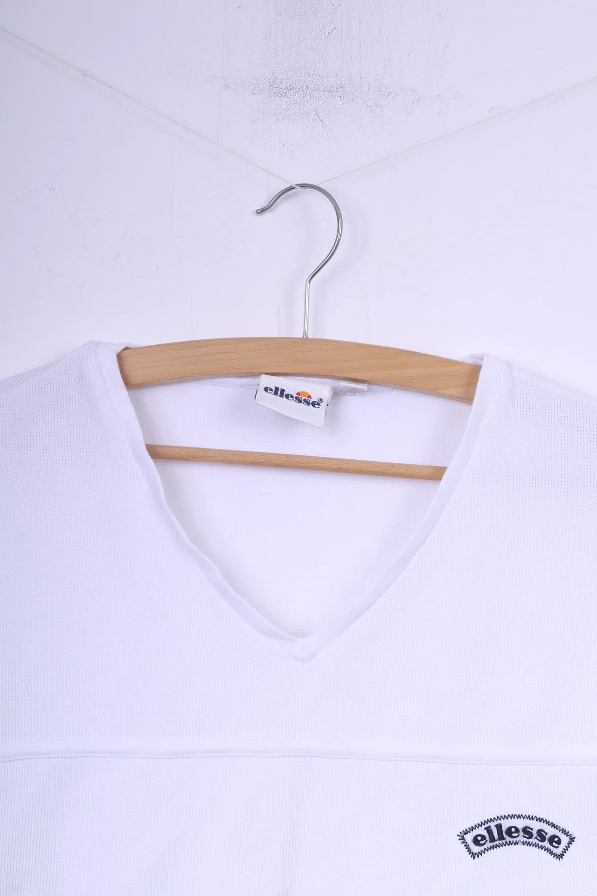 Ellesse Womens 14 L T-Shirt V Neck White Cotton Sportswear Tennis Top