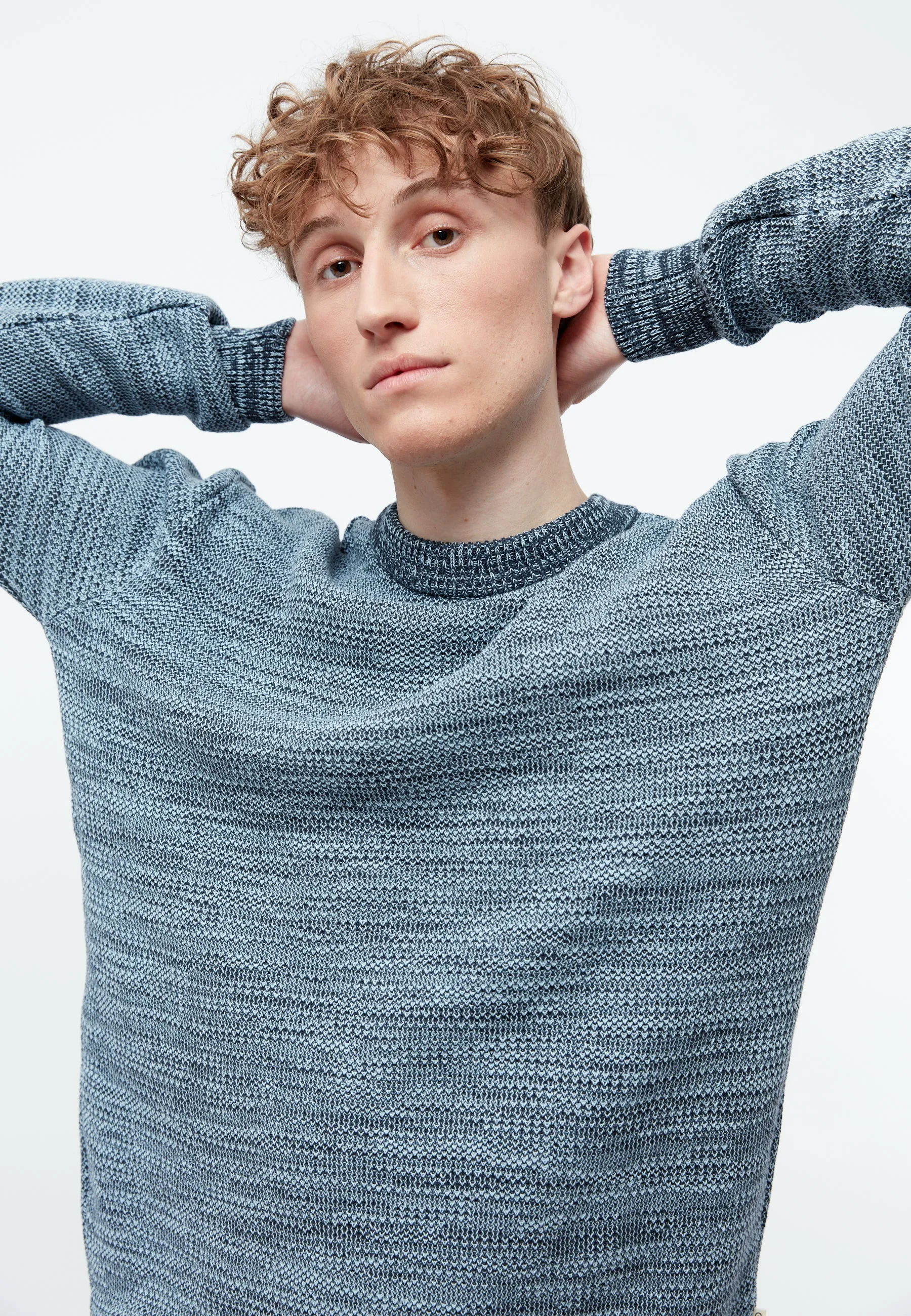 GBAIDEN Knitted Sweater Made From Organic Cotton - Midnight Blue (Melange) Givn Berlin