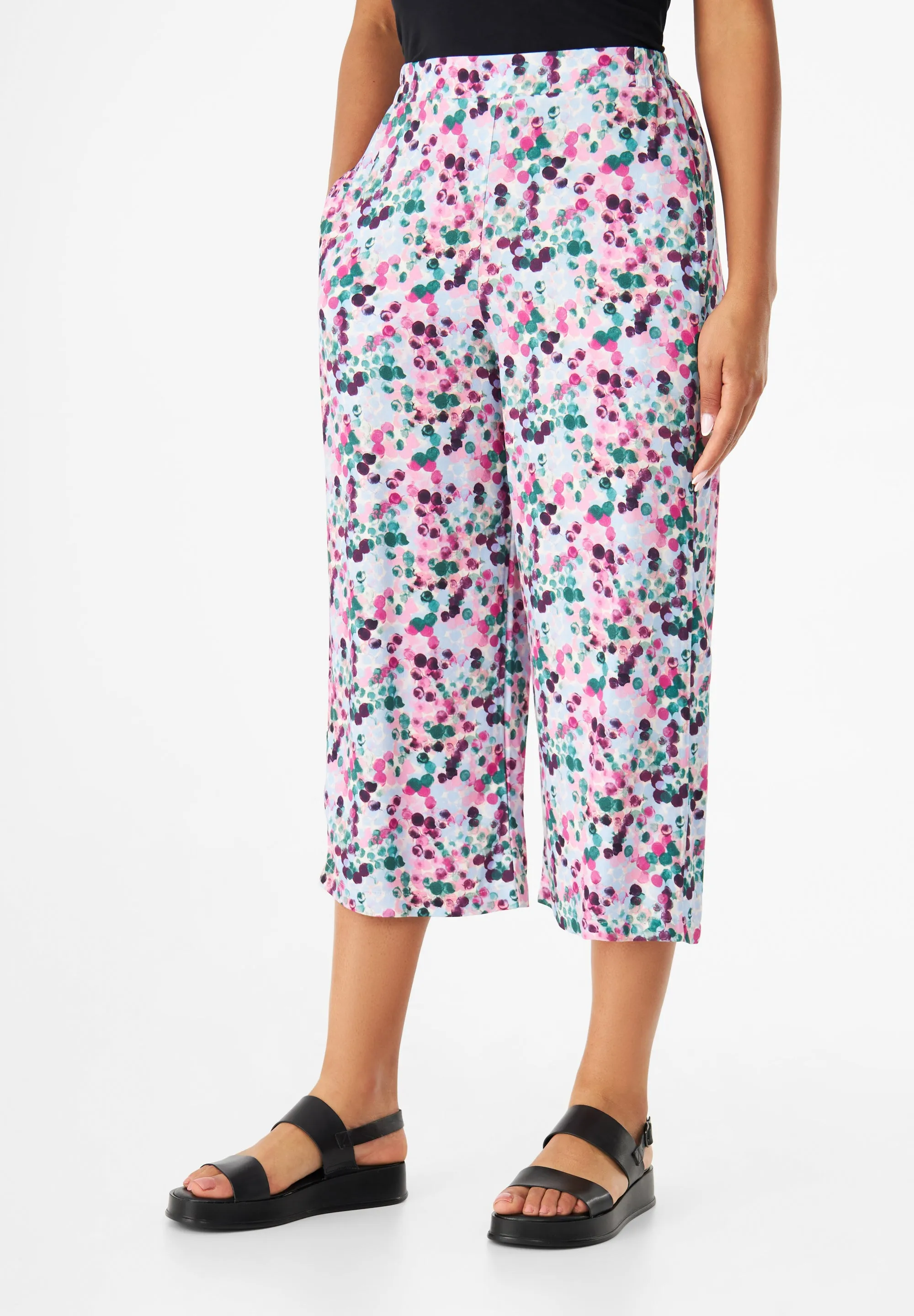 GBANNA Culottes From LENZING™ ECOVERO™ - Green / Violet (Bubbles) Givn Berlin