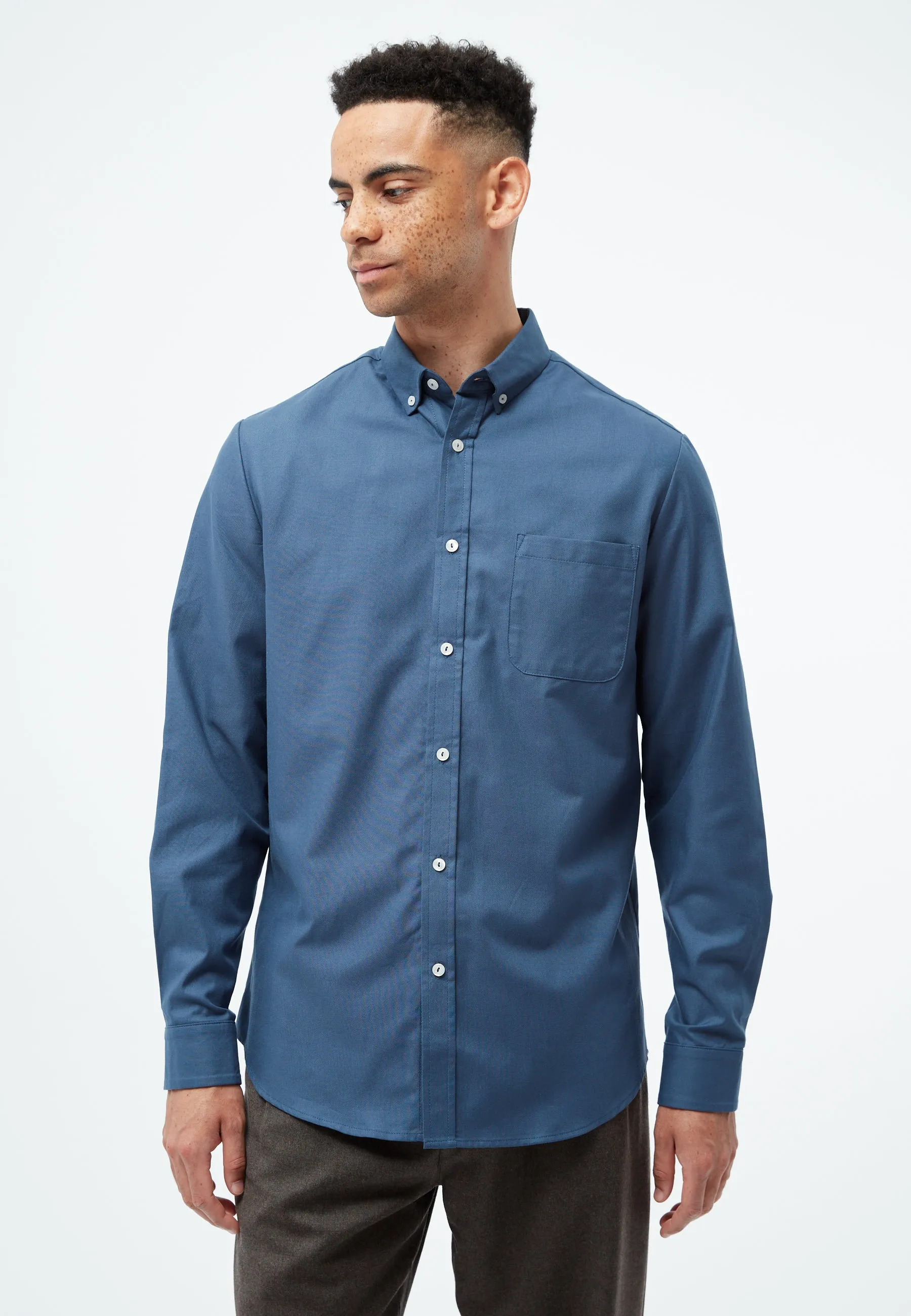 GBBENNET shirt made from organic cotton with breast pocket - Berlin Blue Givn Berlin