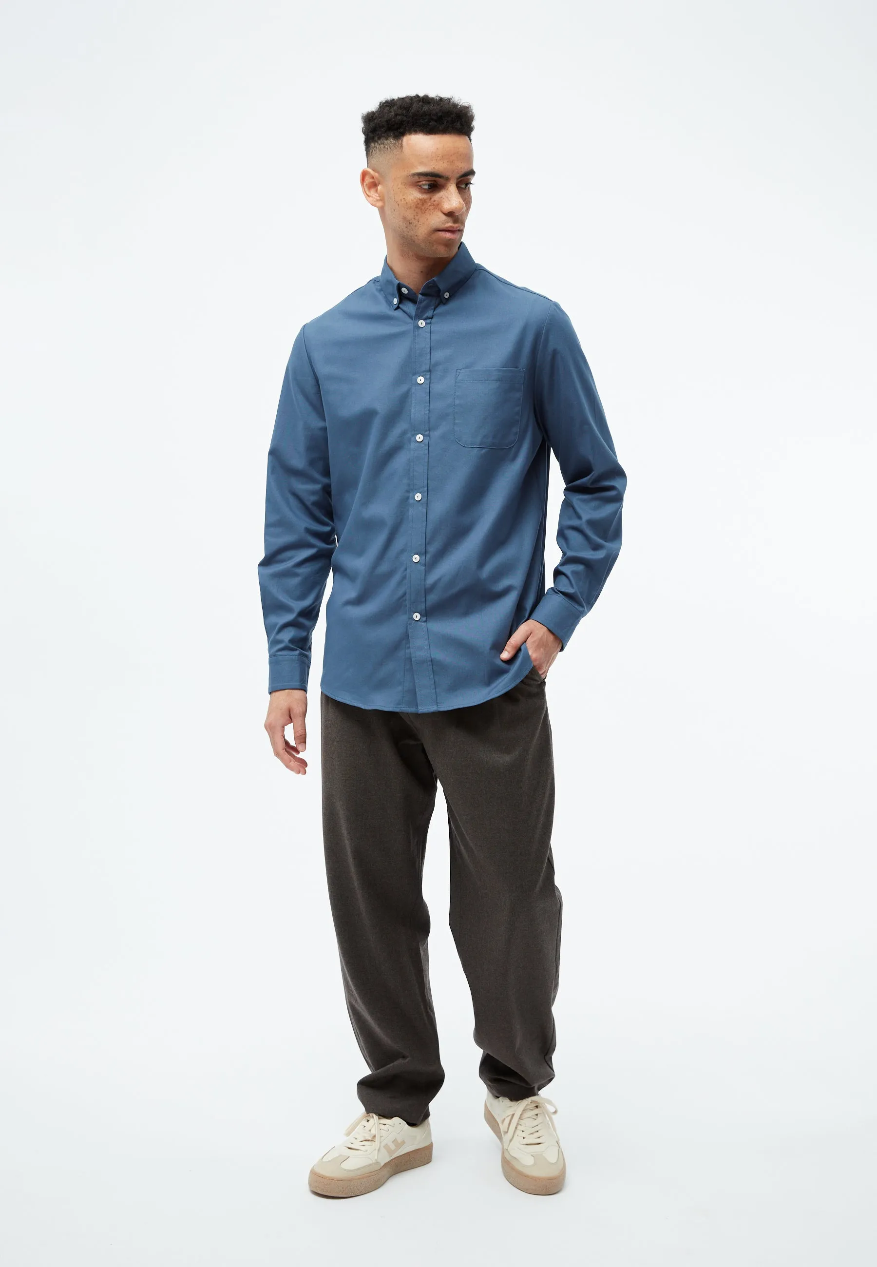 GBBENNET shirt made from organic cotton with breast pocket - Berlin Blue Givn Berlin