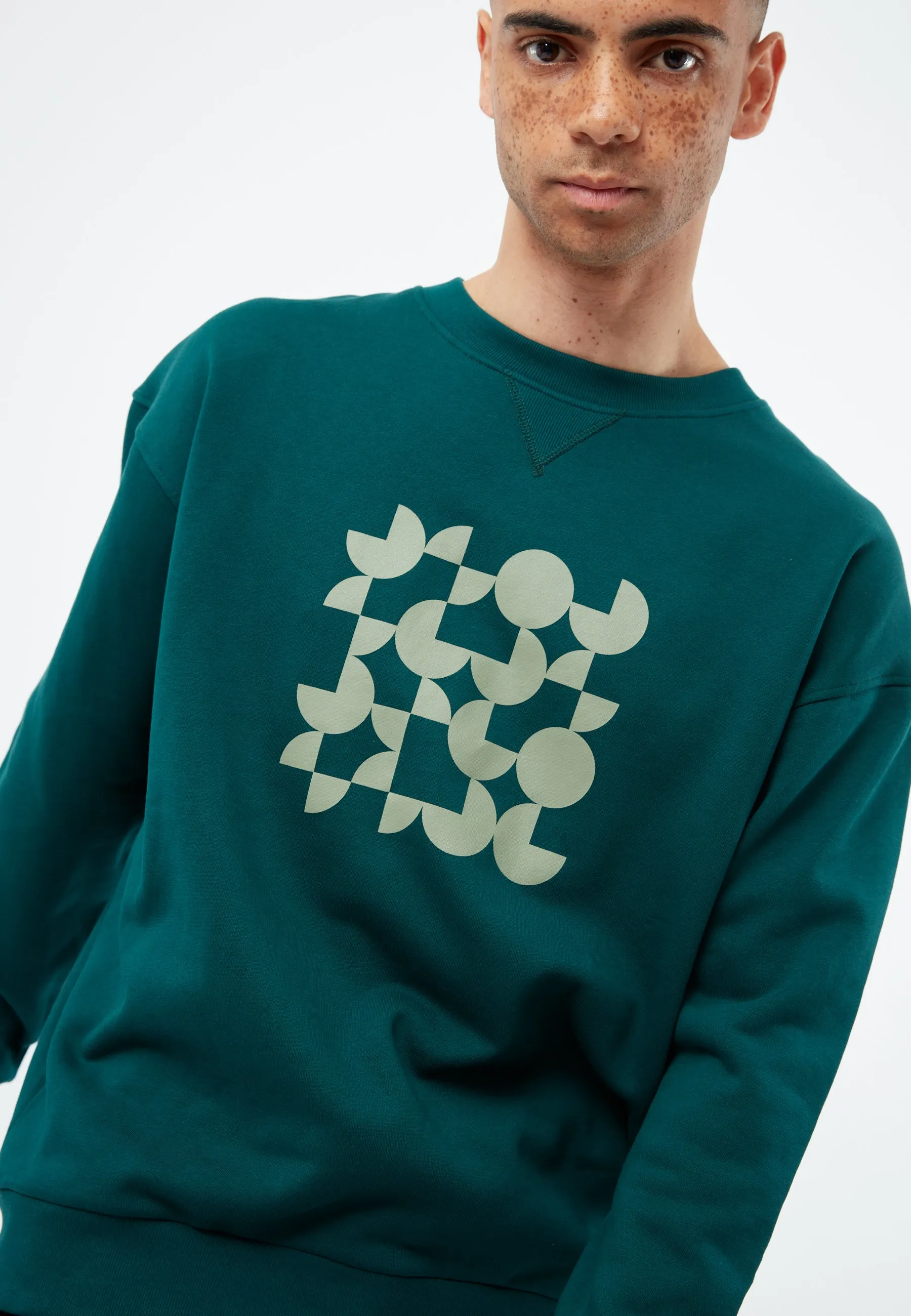 GBCemali (Circles Squares) - Dark Teal Givn Berlin