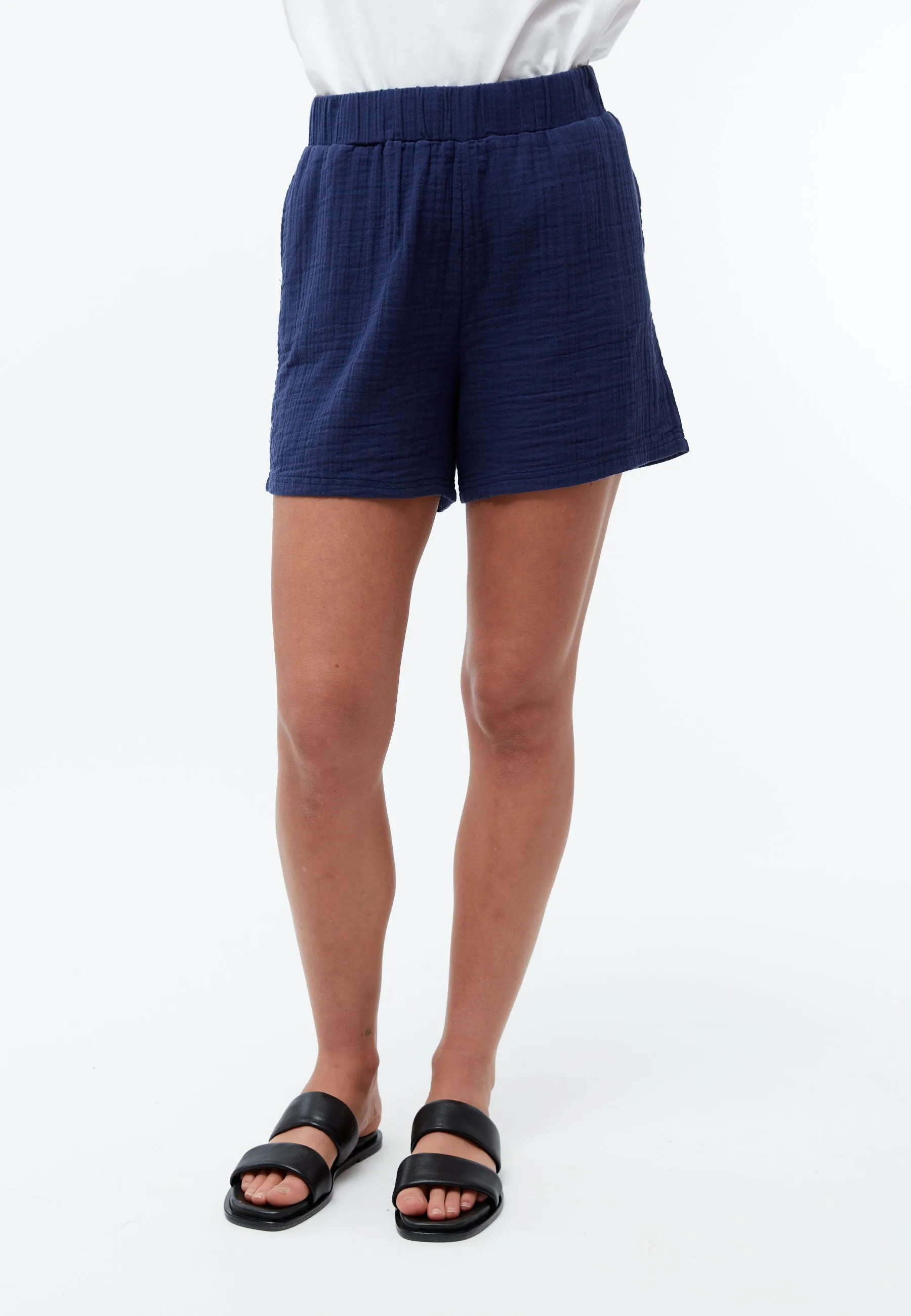 GBCLEMENTINE shorts made from organic cotton muslin - Nightshade Blue (muslin) Givn Berlin