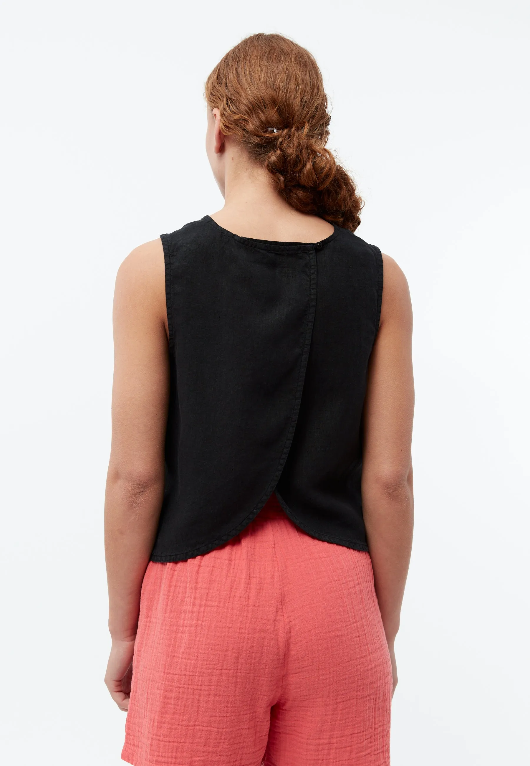 GBDOROTHY linen top with asymmetric back - Black (Linen) Givn Berlin