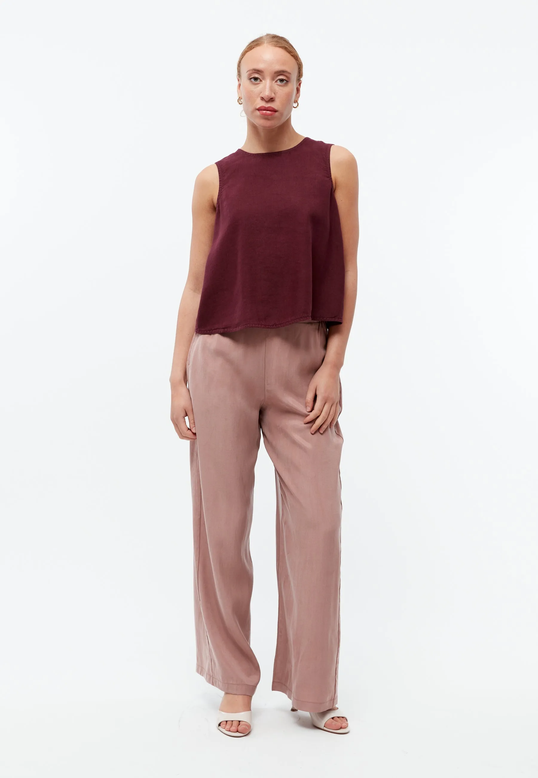 GBDOROTHY linen top with asymmetric back - Burgundy (Linen) Givn Berlin