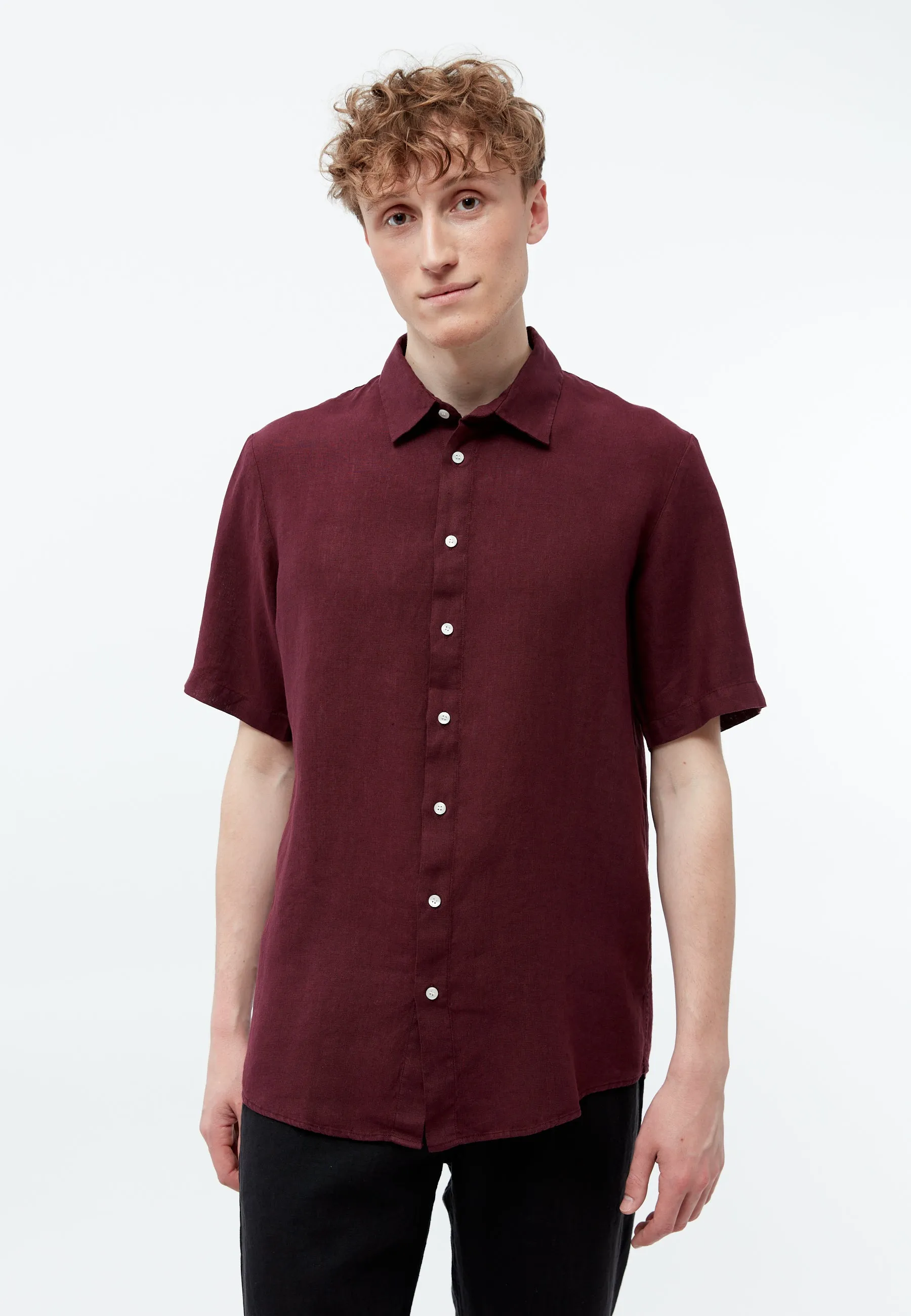 GBDYLAN regular linen short sleeve shirt - Burgundy (Linen) Givn Berlin