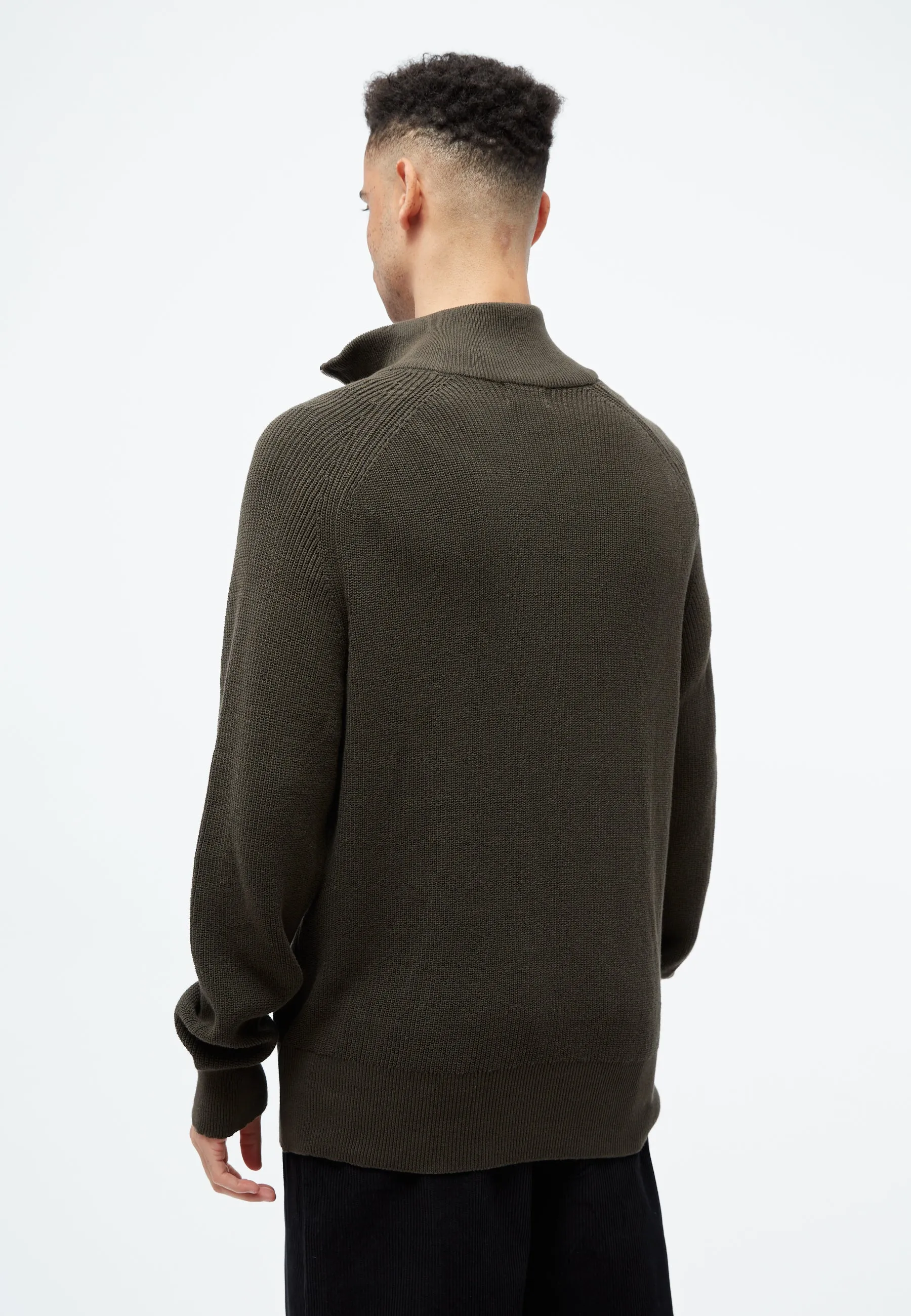 GBFINNEGAN relaxed fit troyer made from organic cotton - Dark Olive Givn Berlin