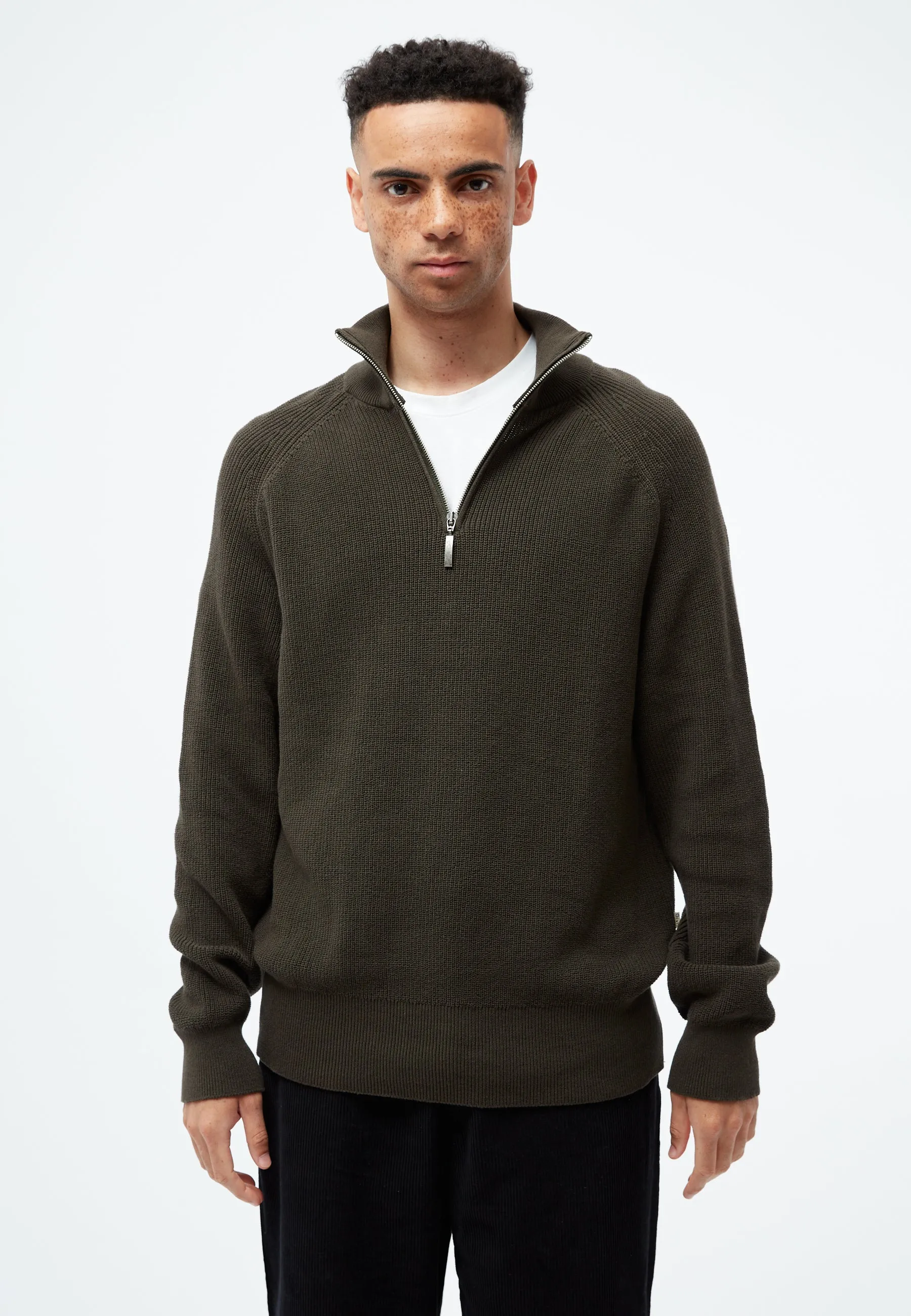 GBFINNEGAN relaxed fit troyer made from organic cotton - Dark Olive Givn Berlin