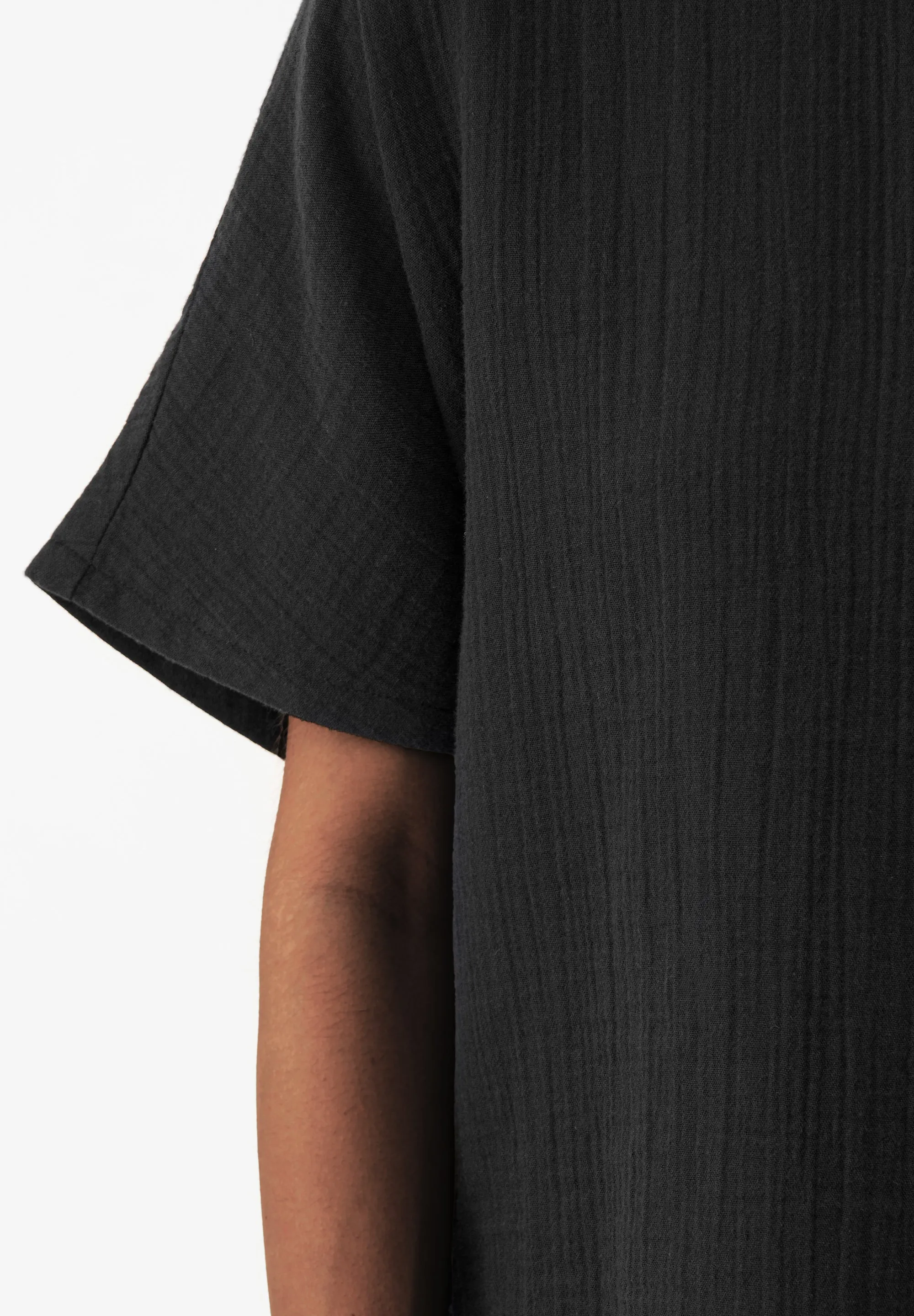 GBPINA relaxed fit muslin T-shirt made from organic cotton - Black (muslin) Givn Berlin
