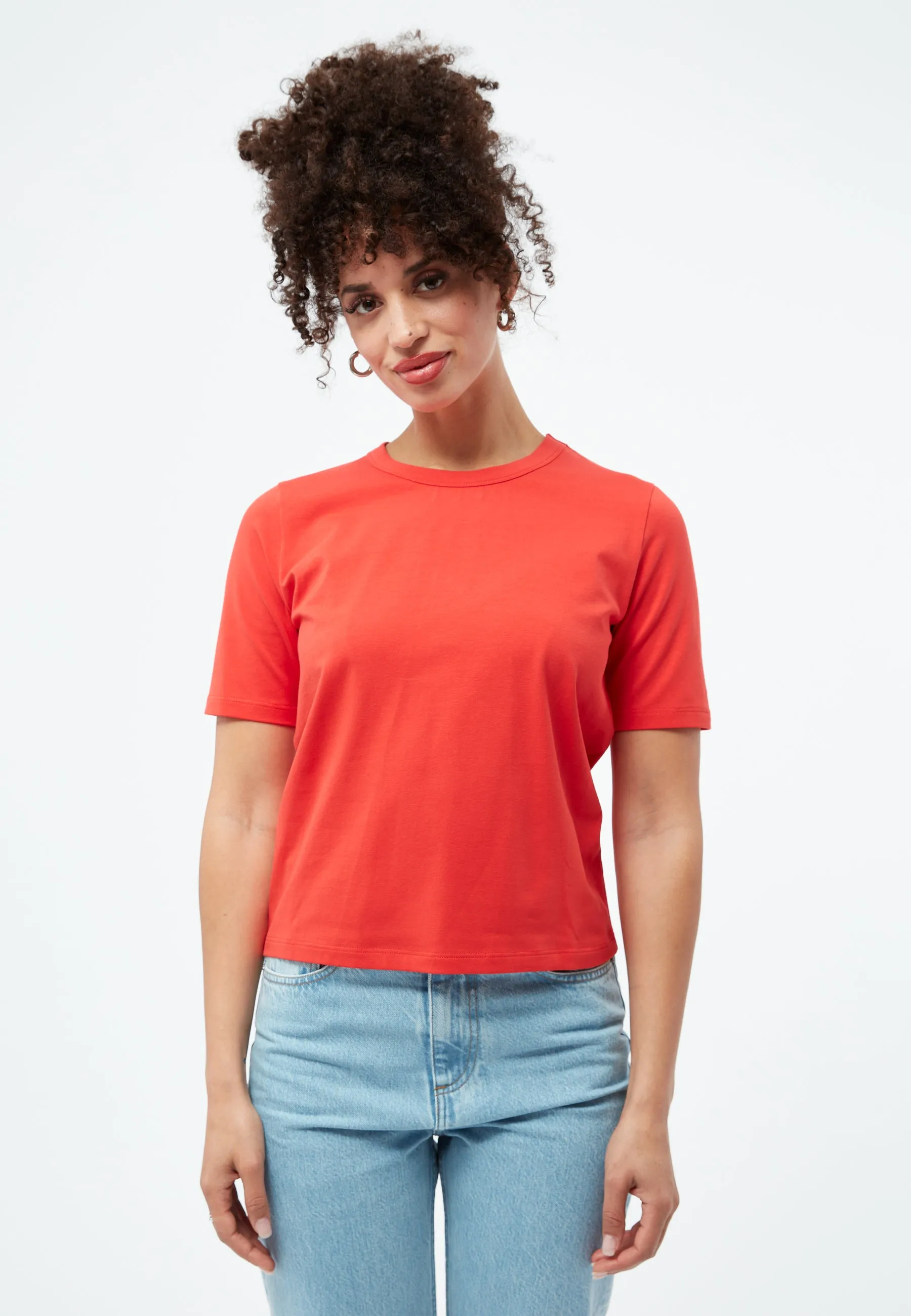 GBRUTH T-shirt made from organic cotton - Tomato Red Givn Berlin