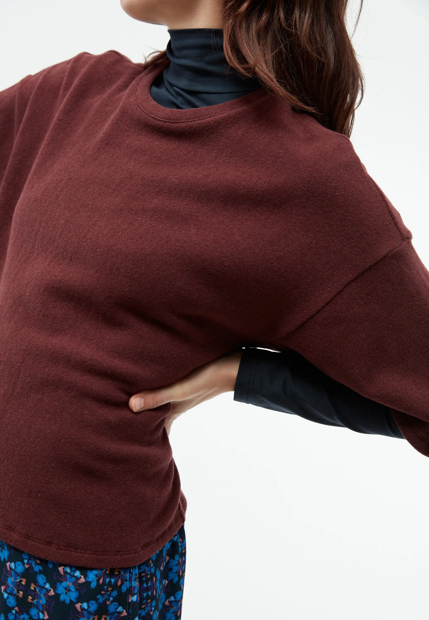 GBSELMA sweater made from recycled cotton - eggplant Givn Berlin