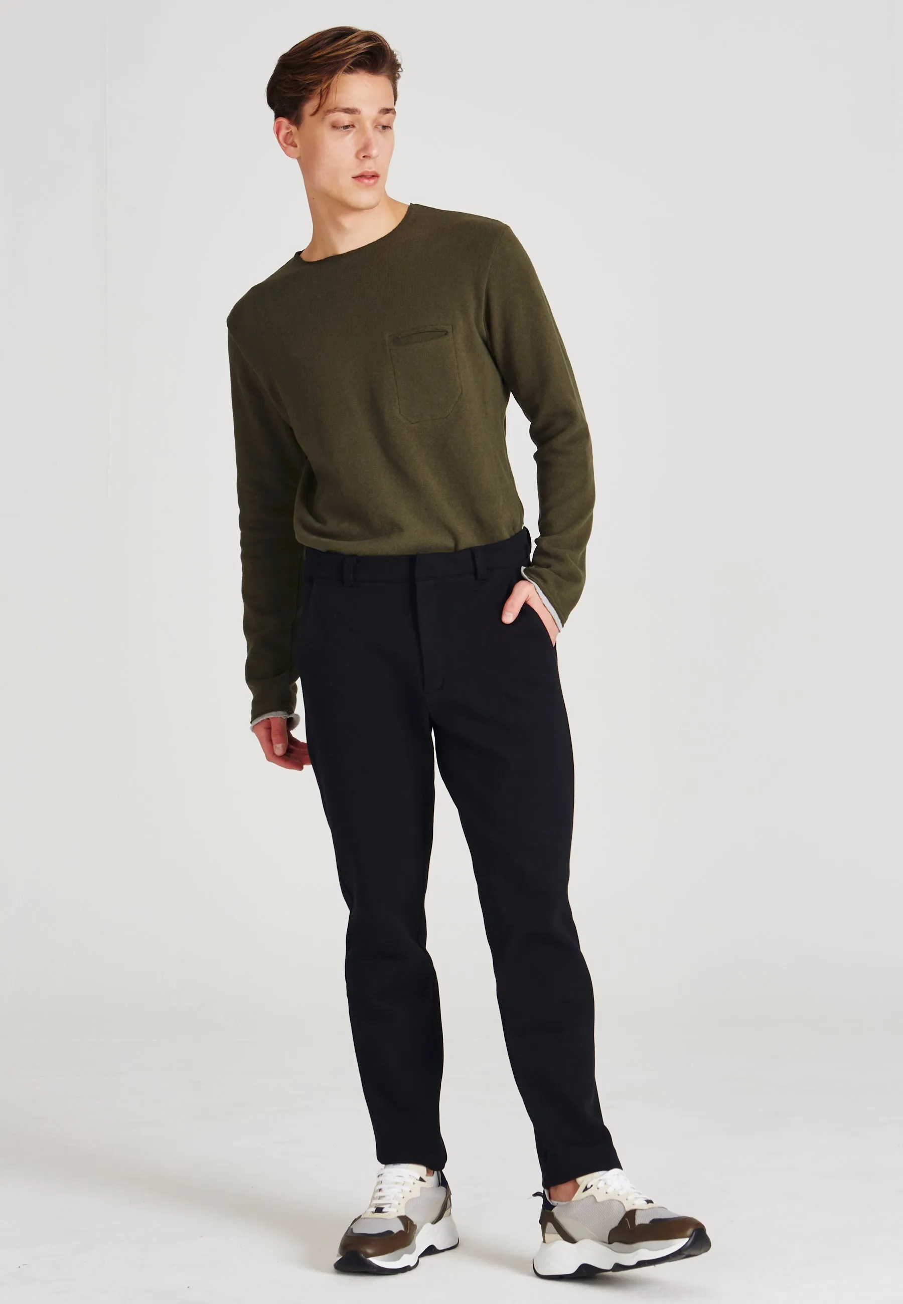 JASON chino pants made from organic cotton - Black (Structure) Givn Berlin