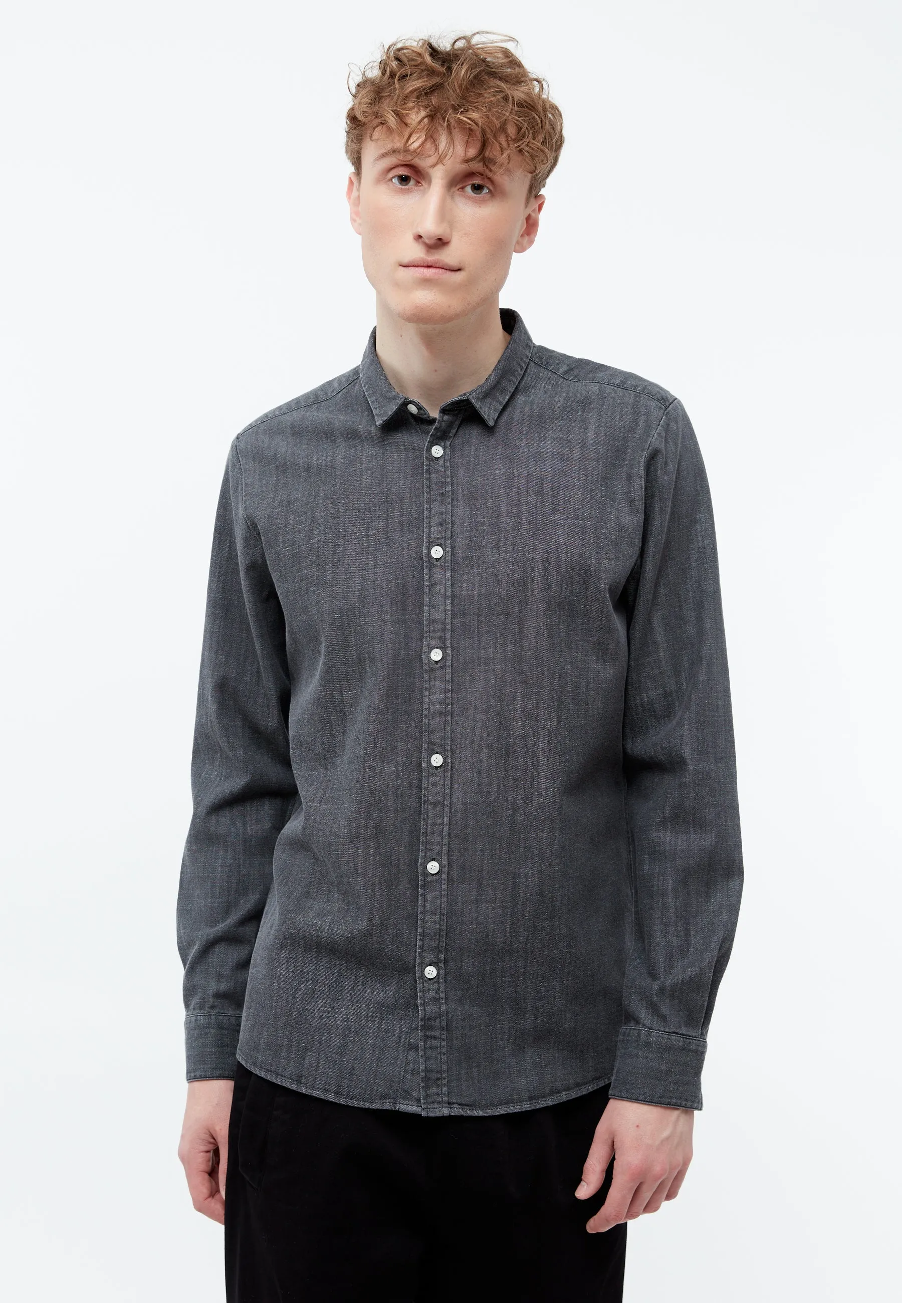 Jeanshemd GBDEVIS out of organic cotton - Washed Black (Denim) Givn Berlin