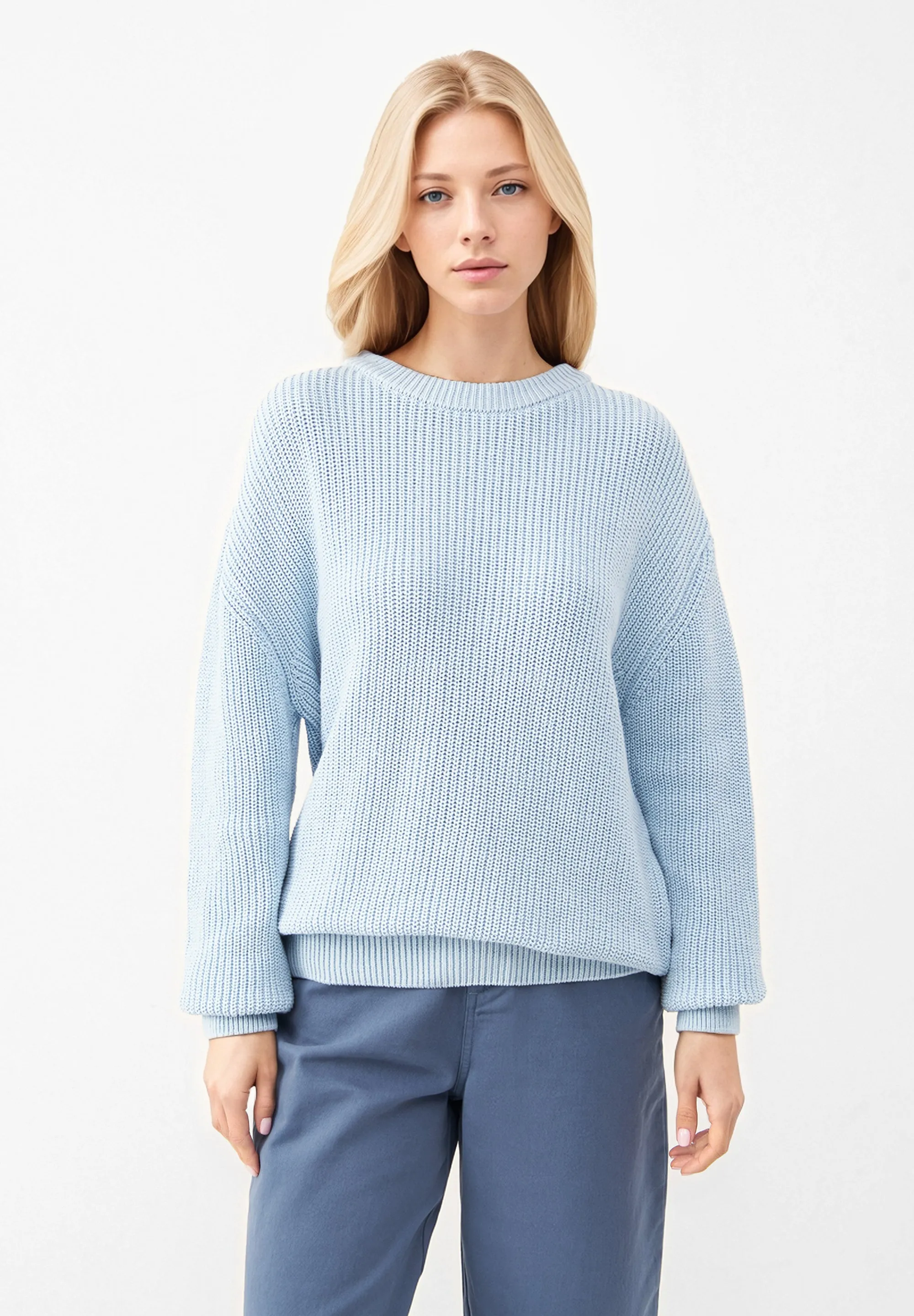 Knitted Sweater GBARIA Loose Fit Made From Organic Cotton - Ice Blue Givn Berlin