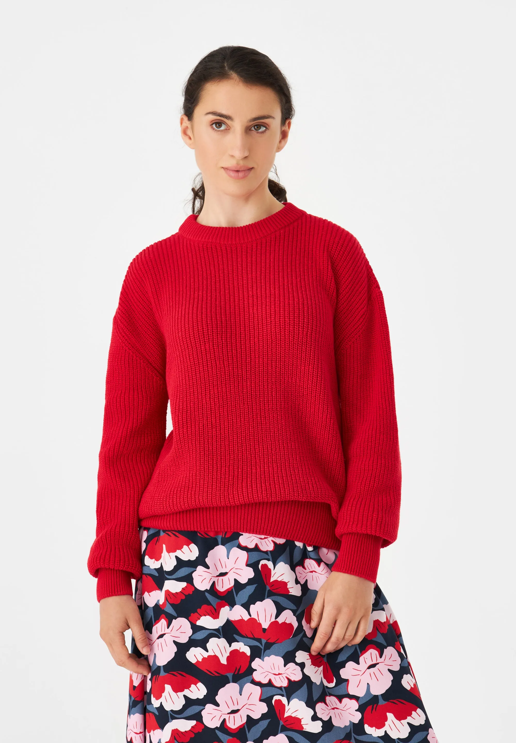 Knitted Sweater GBARIA Loose Fit Made From Organic Cotton - Strawberry Givn Berlin