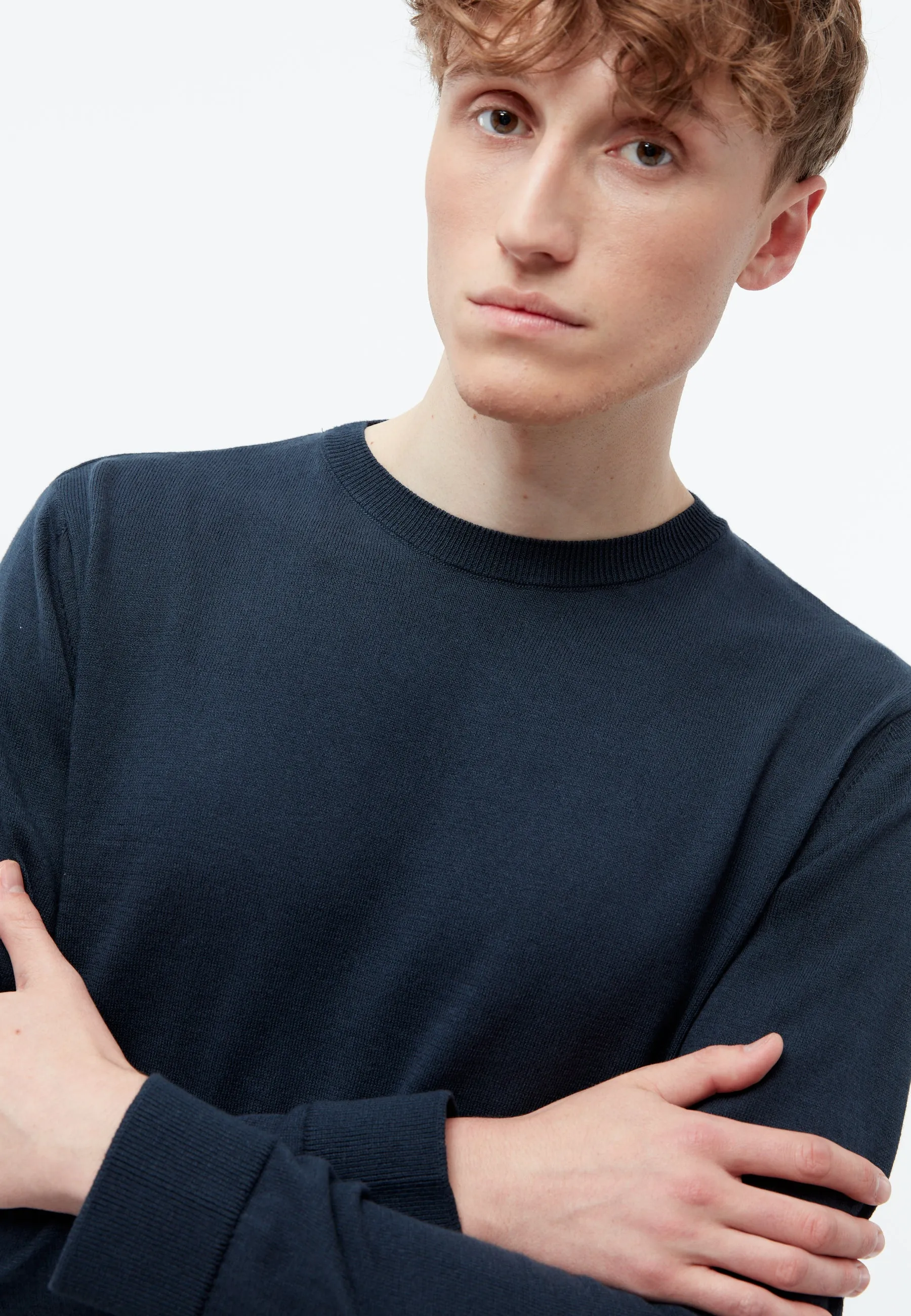 Knitted Sweater GBCOSMO Made From Organic Cotton - Midnight Blue Givn Berlin