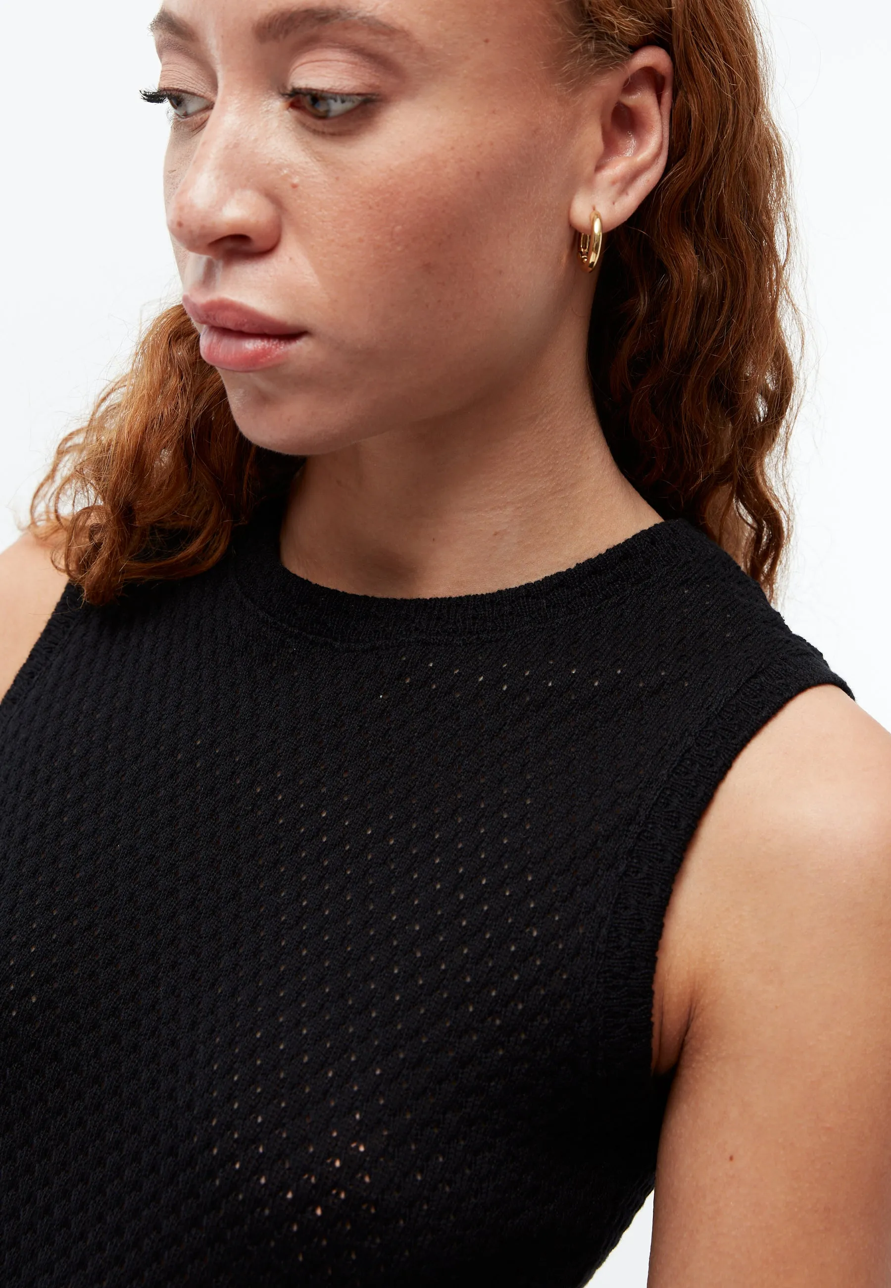 Knitted top GBSHIRLEY cropped made of organic cotton in jacquard pattern - Black (Jacquard) Givn Berlin