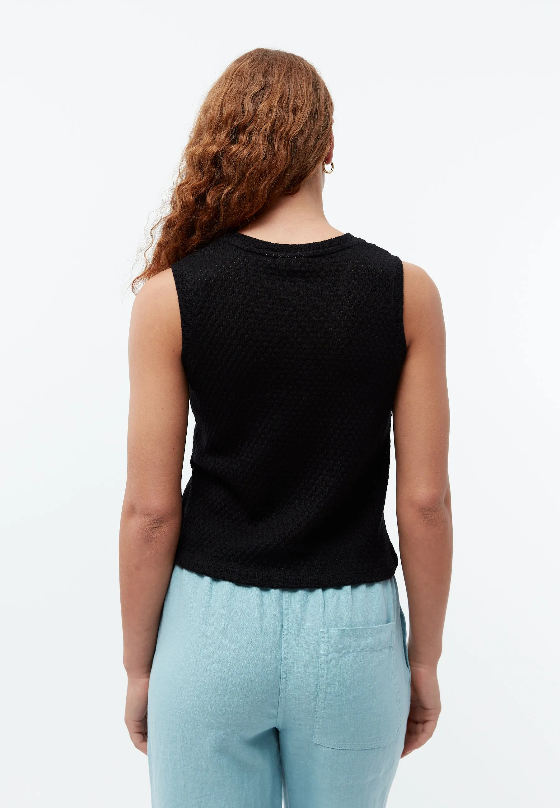 Knitted top GBSHIRLEY cropped made of organic cotton in jacquard pattern - Black (Jacquard) Givn Berlin