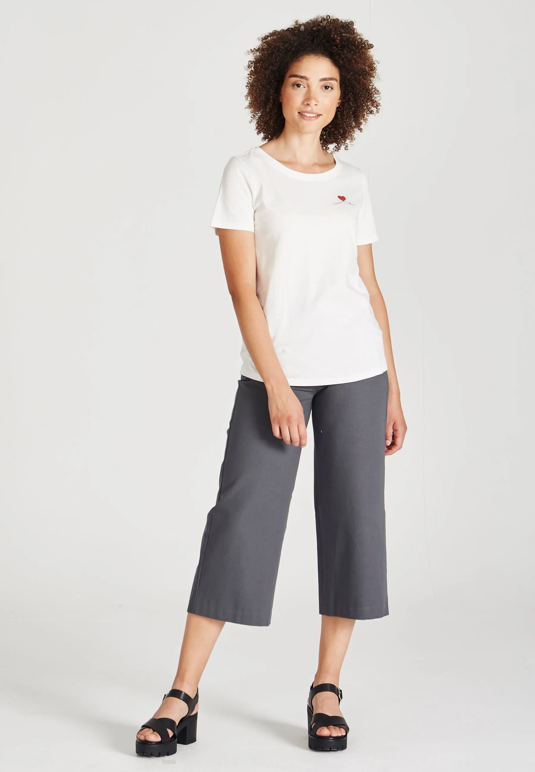 LENA T-shirt Made From Organic Cotton - White Givn Berlin