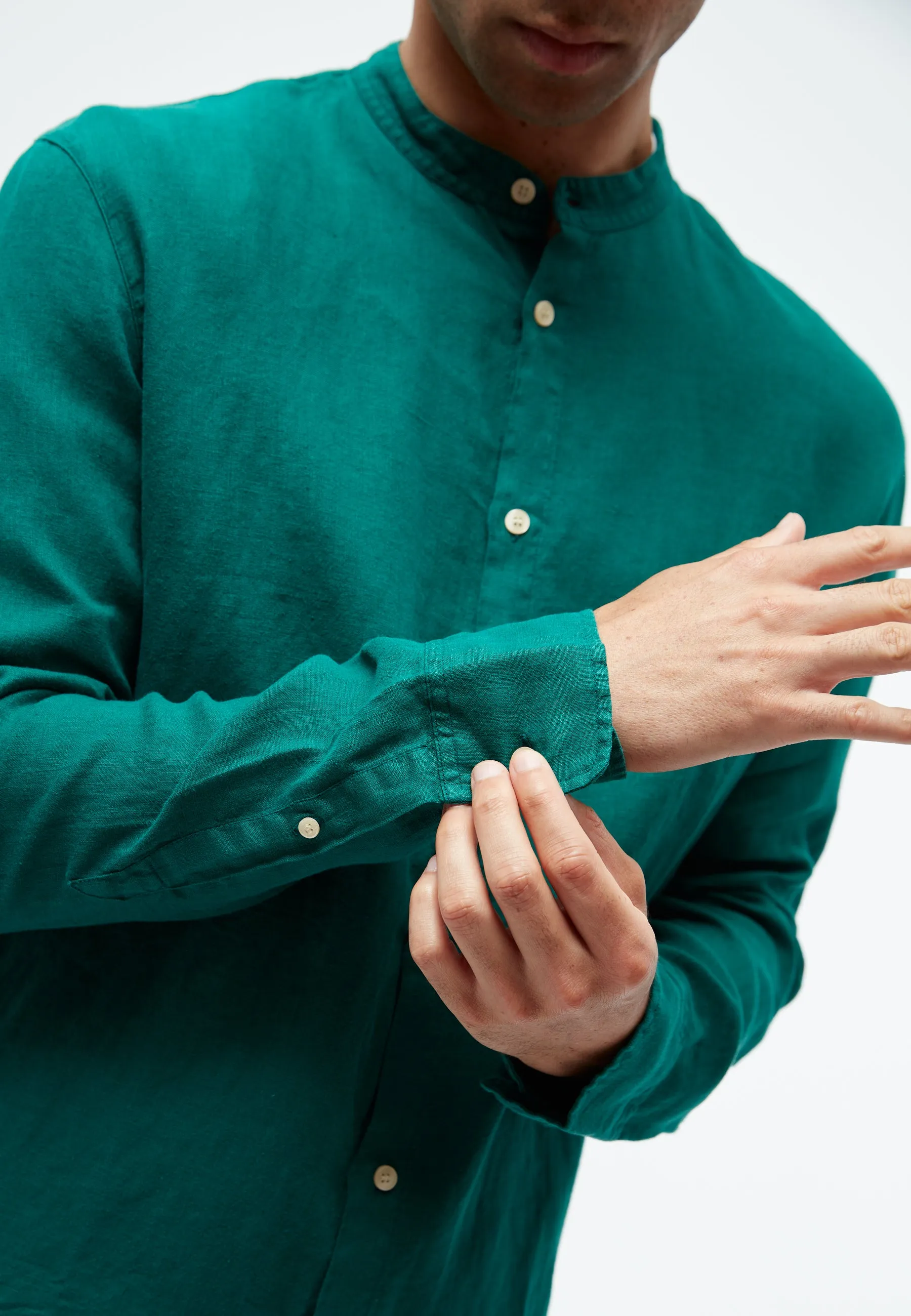 Linen shirt GBWES with stand-up collar - Malachite Green (Linen) Givn Berlin