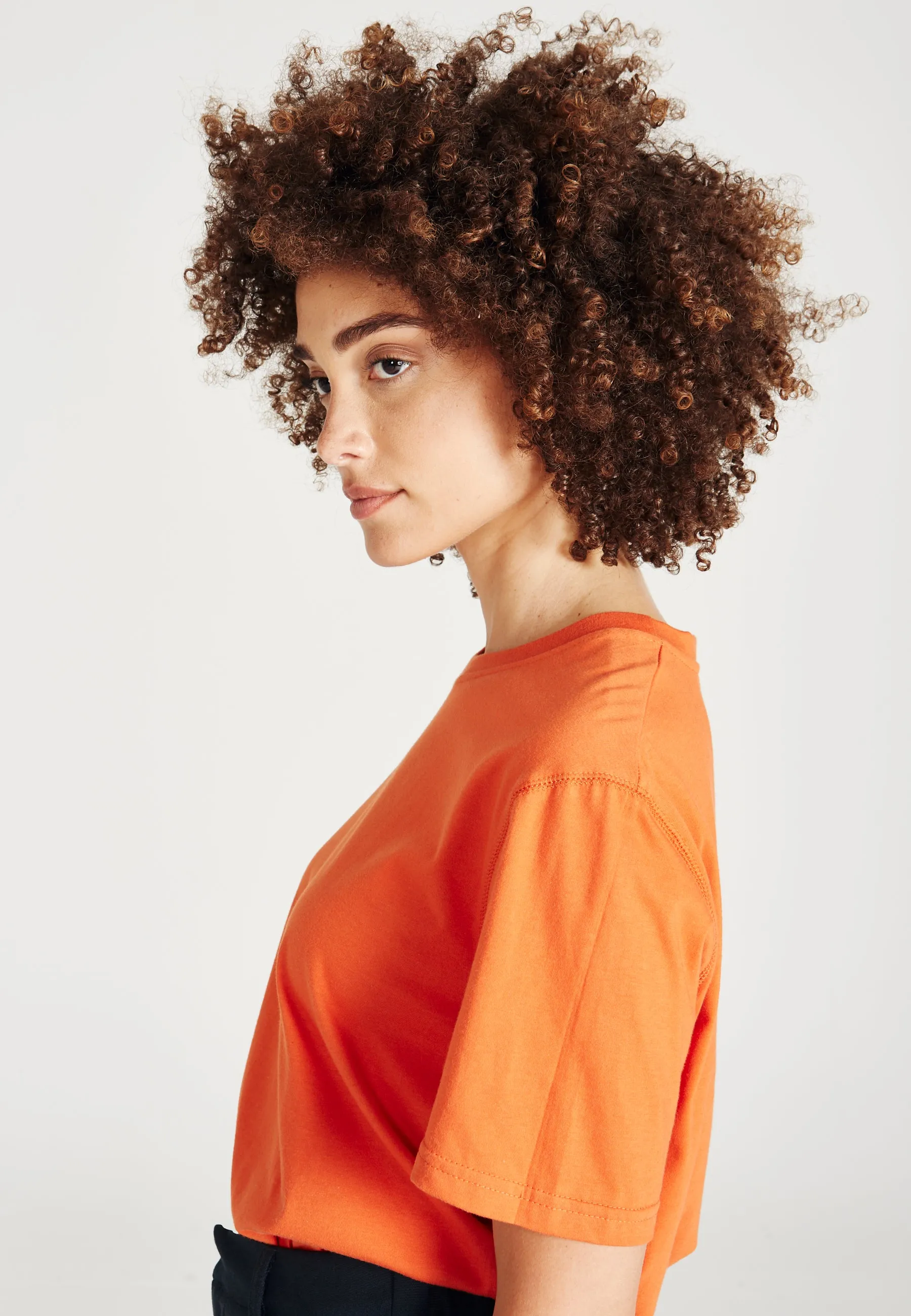 MIRA organic cotton T-shirt - Koi Orange Givn Berlin