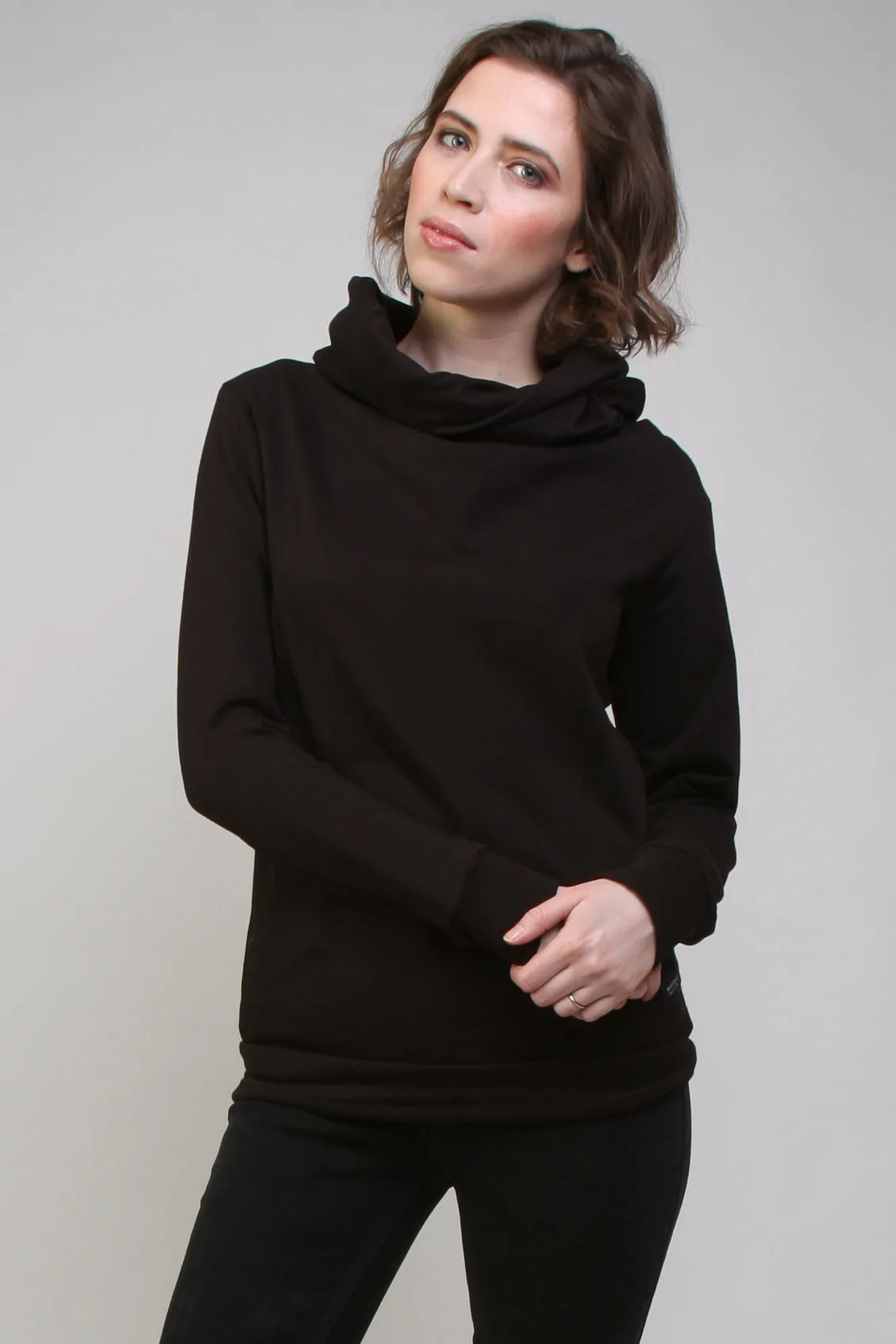 Organic Cotton Hoodie SAYO - Black Givn Berlin