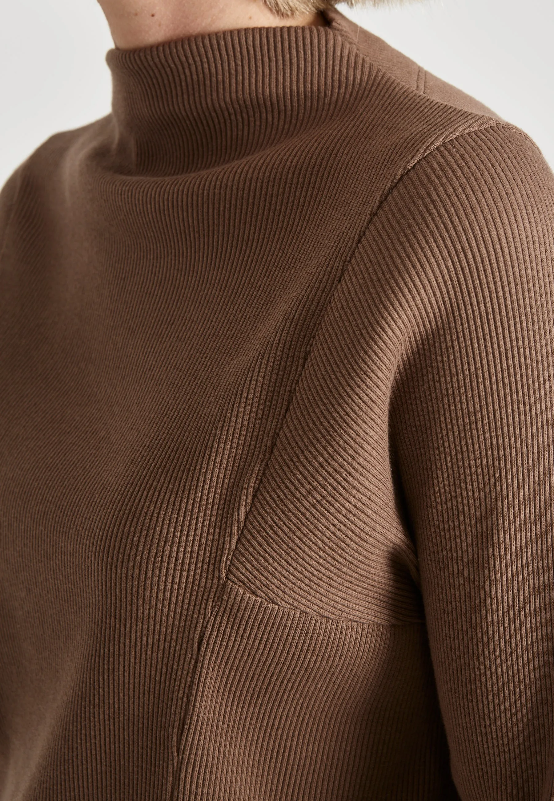 Organic Cotton Longsleeve LUISA - Muddy Brown Givn Berlin