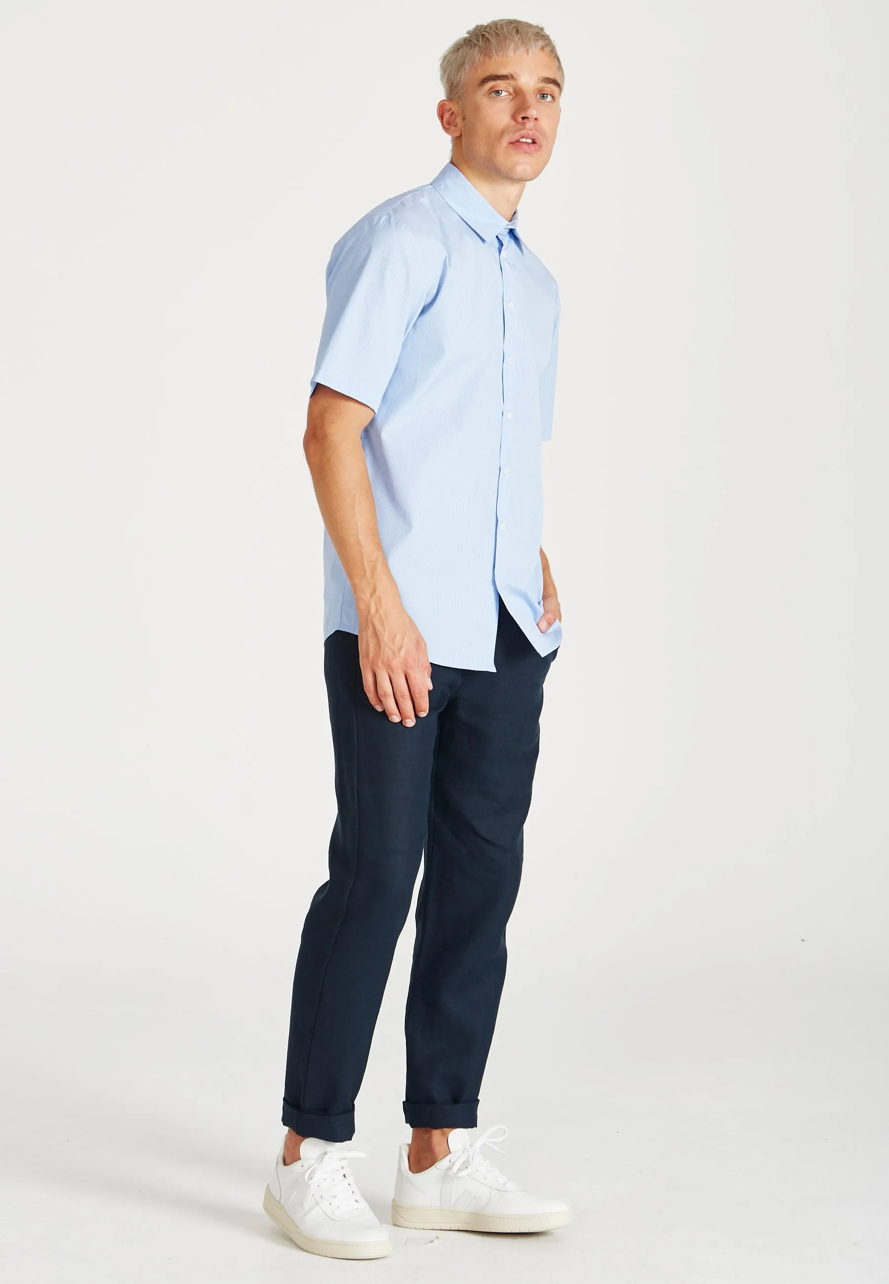 Organic Cotton Short Sleeve Shirt DYLAN - Light Blue/White (Thin Stripes) Givn Berlin