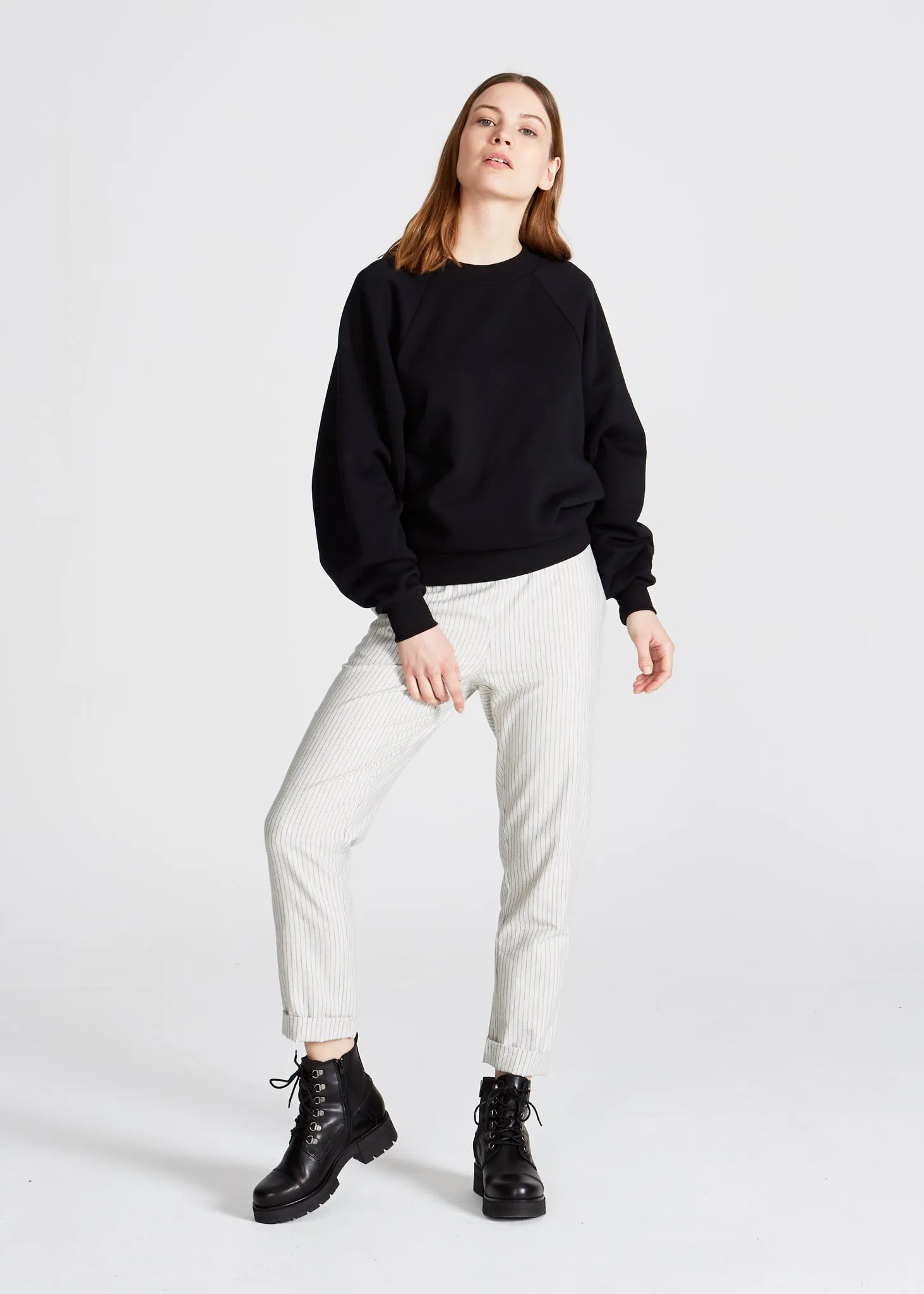 Organic Cotton Sweatshirt ISABEL - Black Givn Berlin