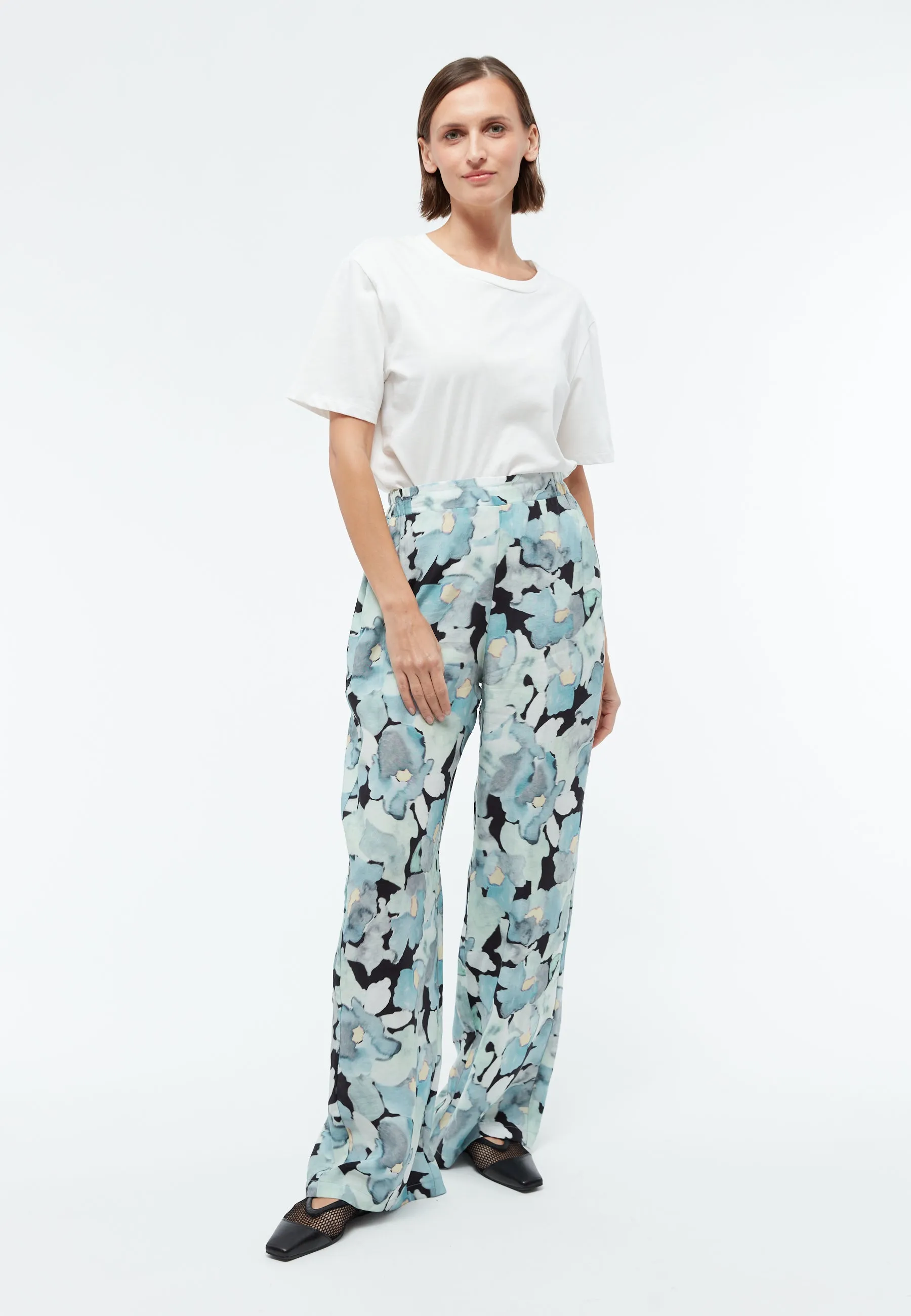 Organic Cotton T-Shirt MASHA - White Givn Berlin