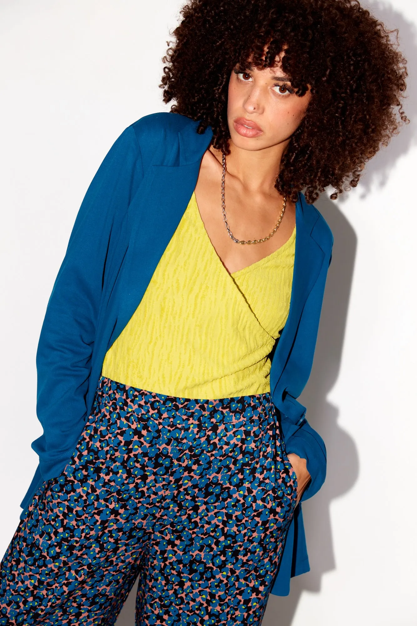 Organic Cotton Wrap Blouse CLEA - Dusty Lime (Structure) Givn Berlin