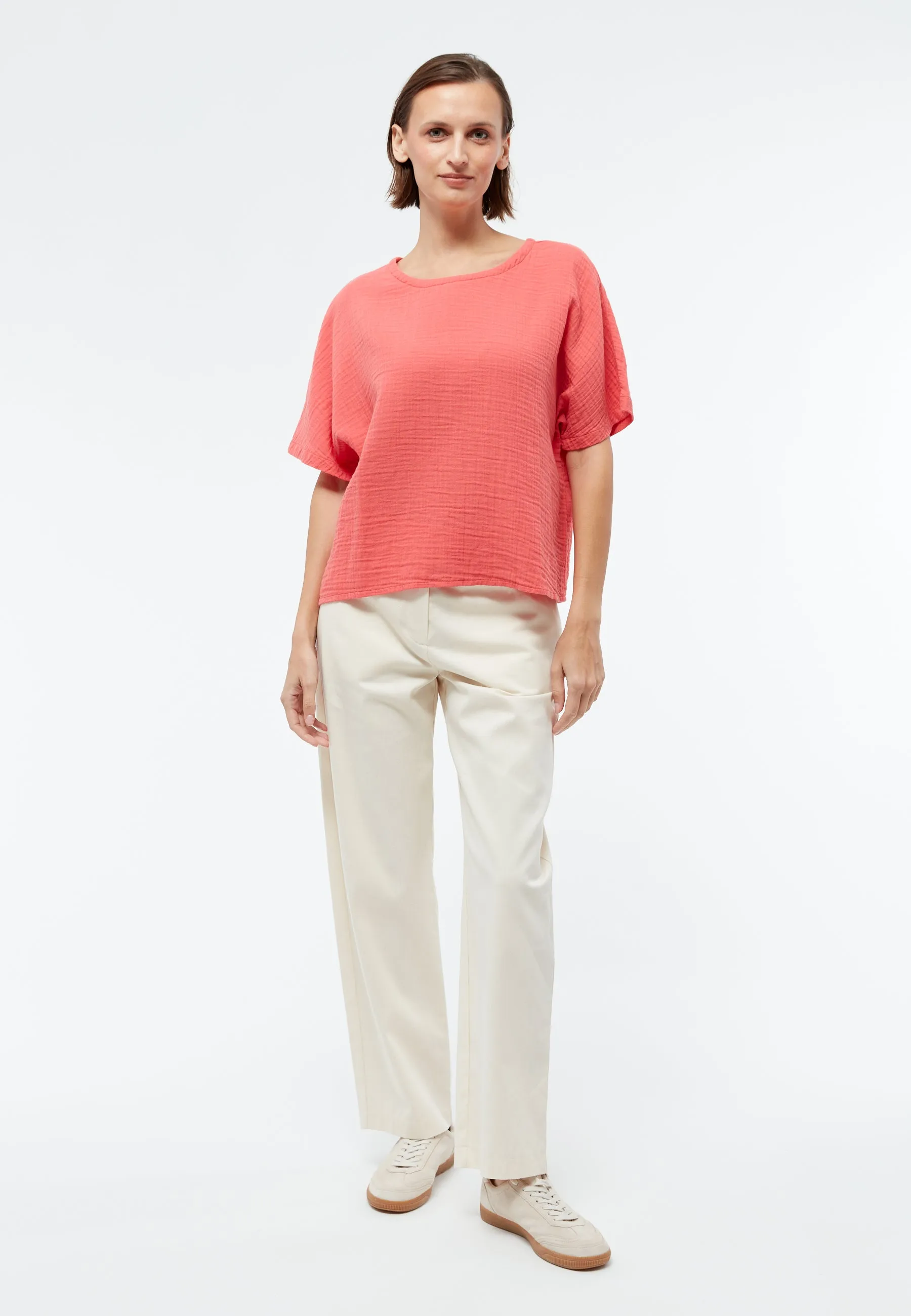 Oversized blouse GBPINA out of organic cotton muslin Givn Berlin