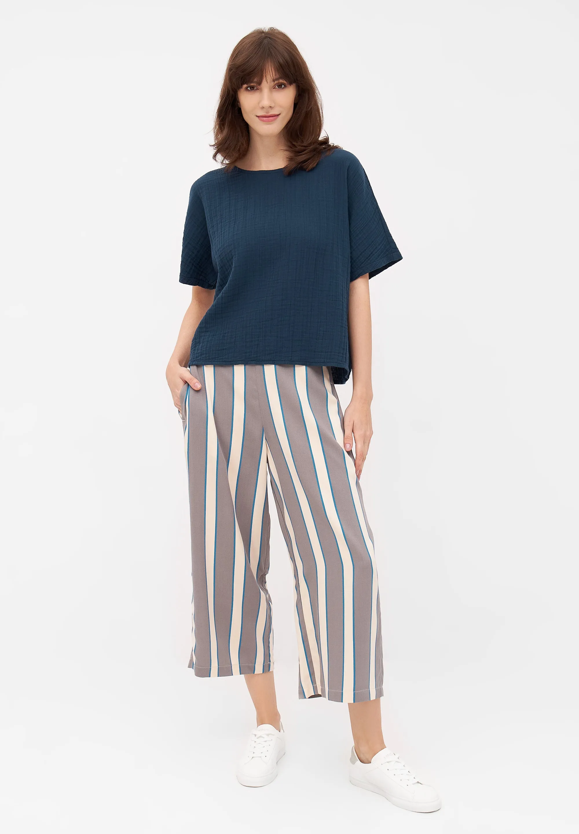 PINA Organic Cotton Muslin T-Shirt - Midnight Blue Givn Berlin