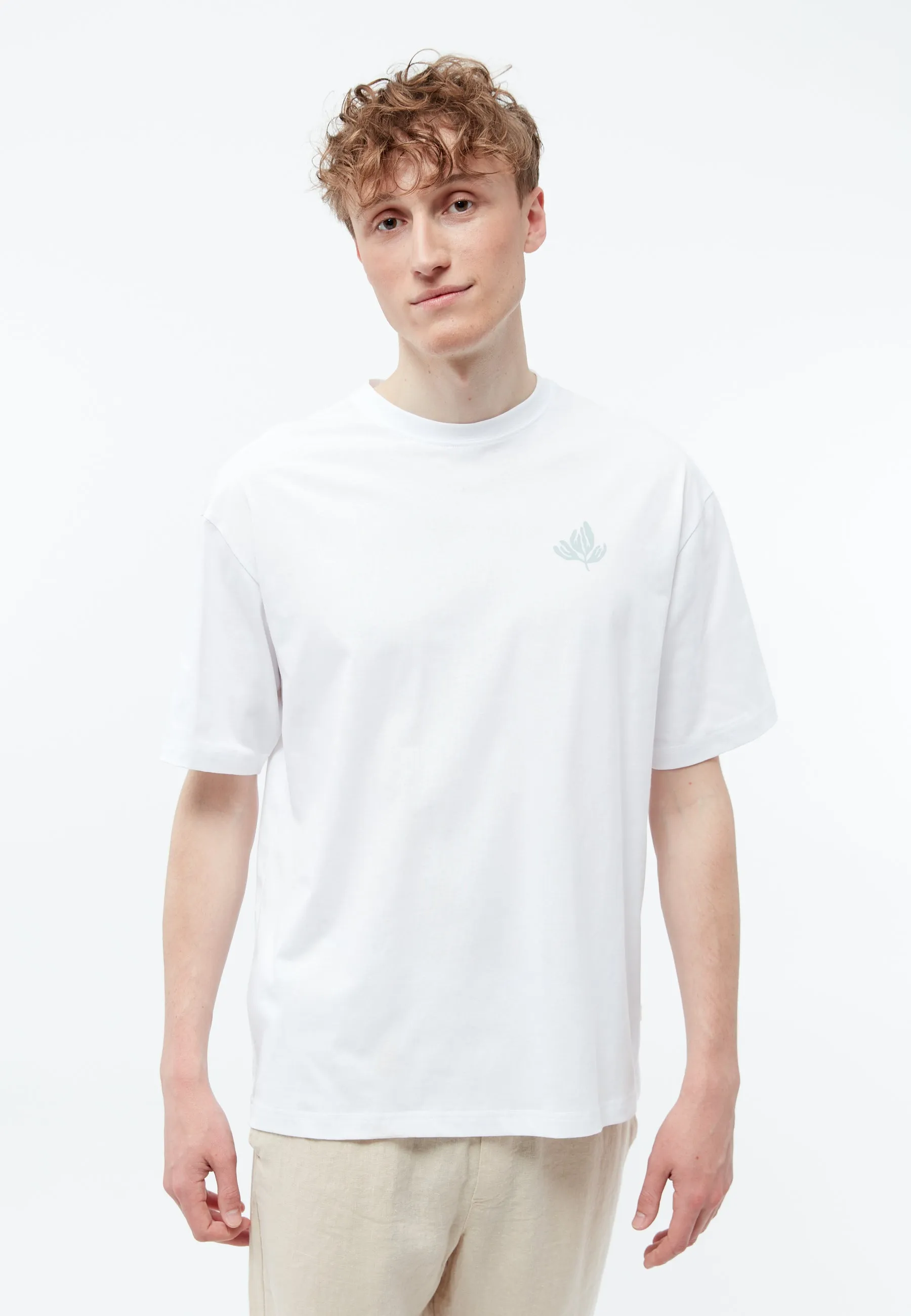 Print T-shirt GBGARY (PLANTS) oversize made from organic cotton - White Givn Berlin
