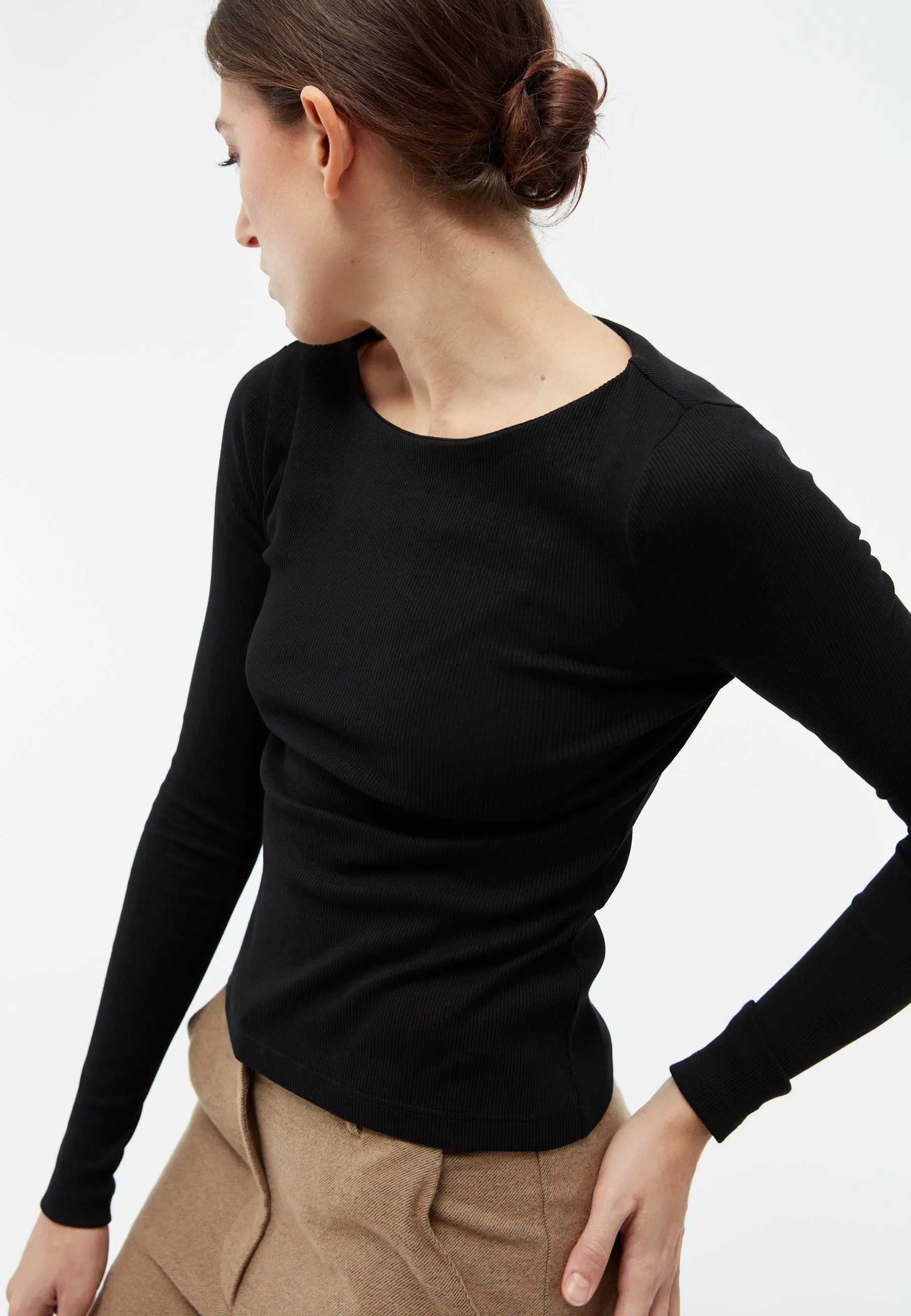 Ribbed longsleeve GBINA slim fit made from organic cotton - Black (Rib) Givn Berlin