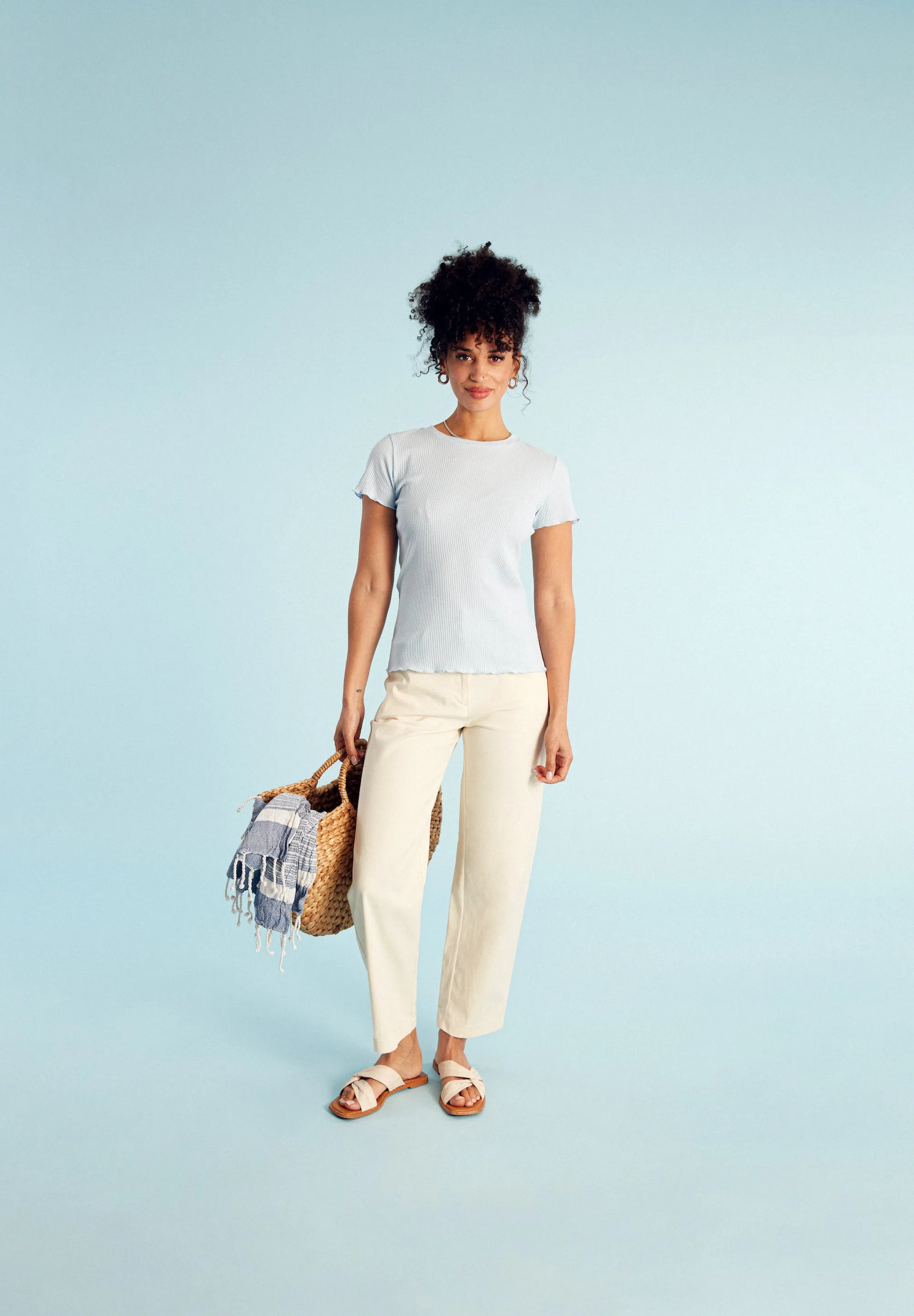 Ribbed T-shirt GBPIXIE Slim Fit Made From Organic Cotton - Ice Blue (Rib) Givn Berlin
