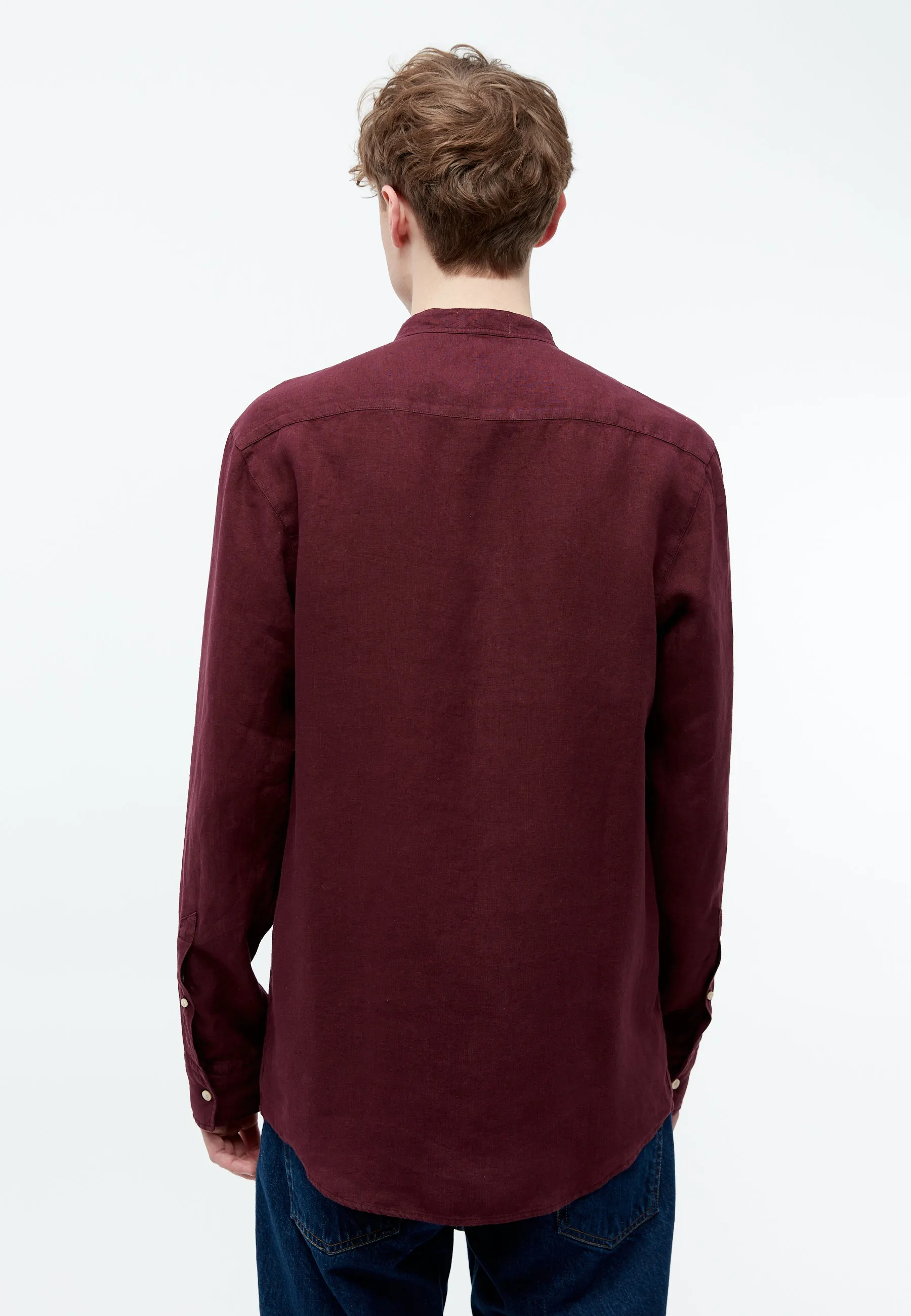 Shirt GBWES out of linen iwth stand-up collar Givn Berlin