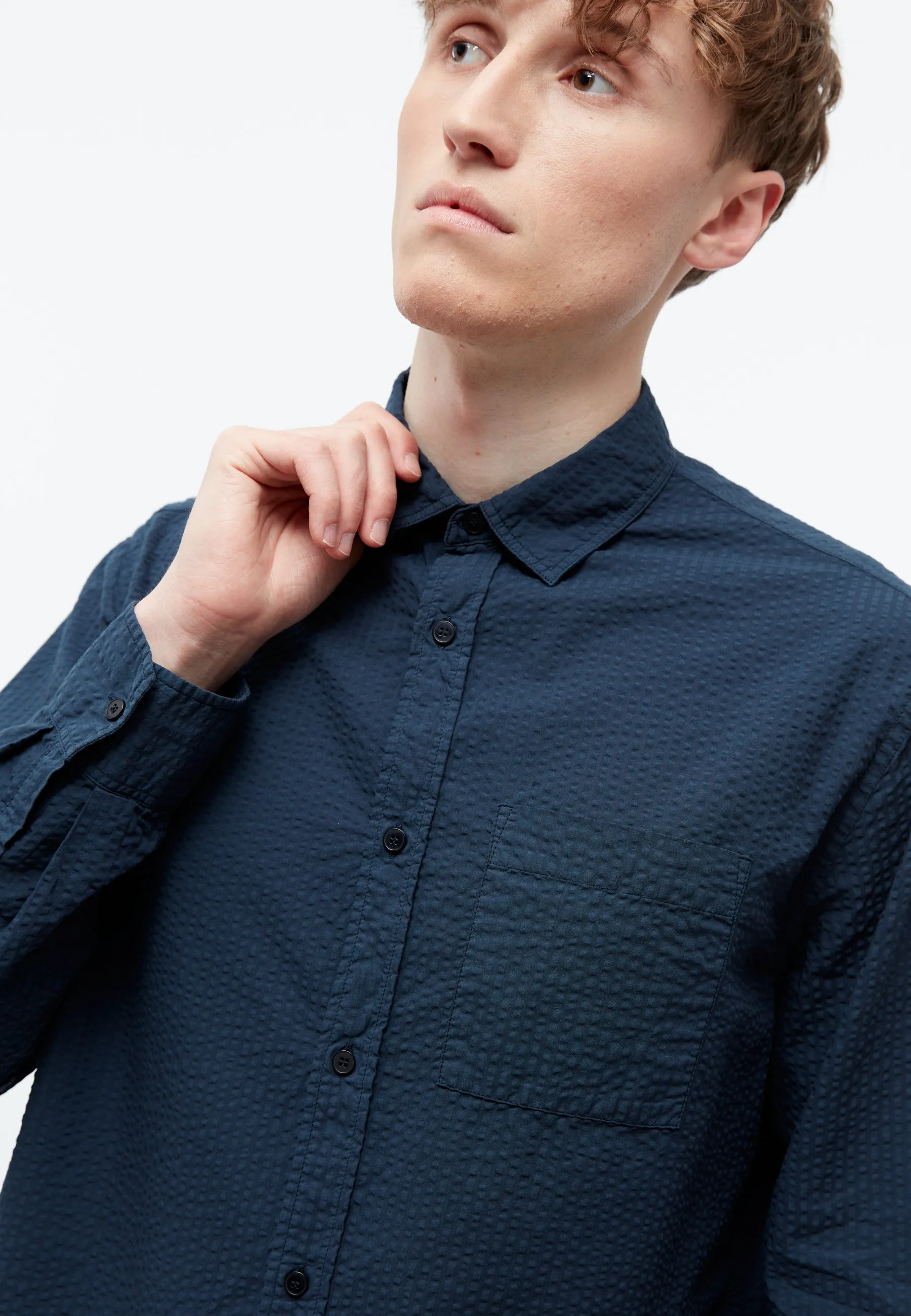 Shirt GBYUVAL out of Seersucker organic cotton Givn Berlin