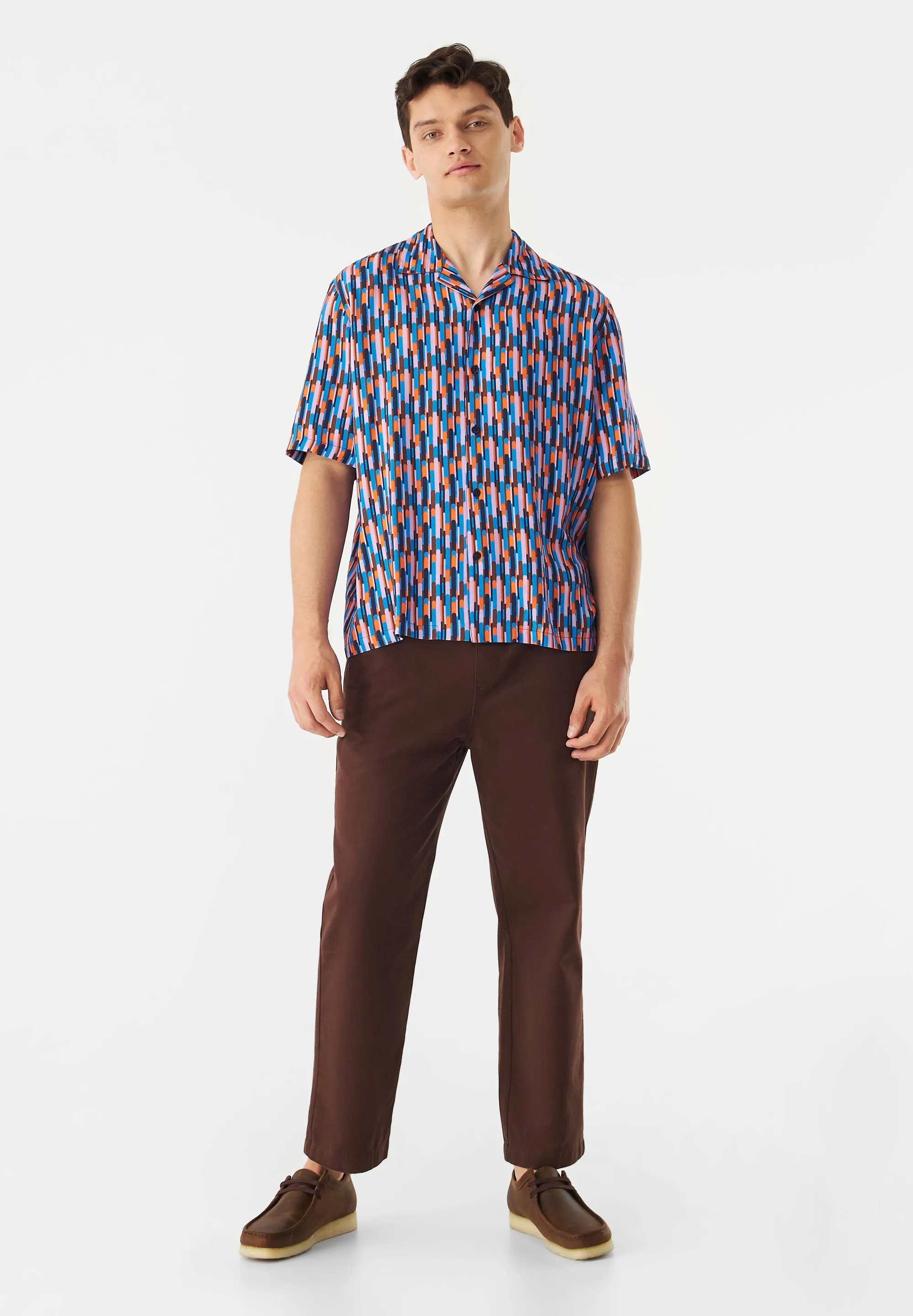 Short sleeve shirt GBLUCA from LENZING™ ECOVERO™ - Blue / Orange (Drops) Givn Berlin