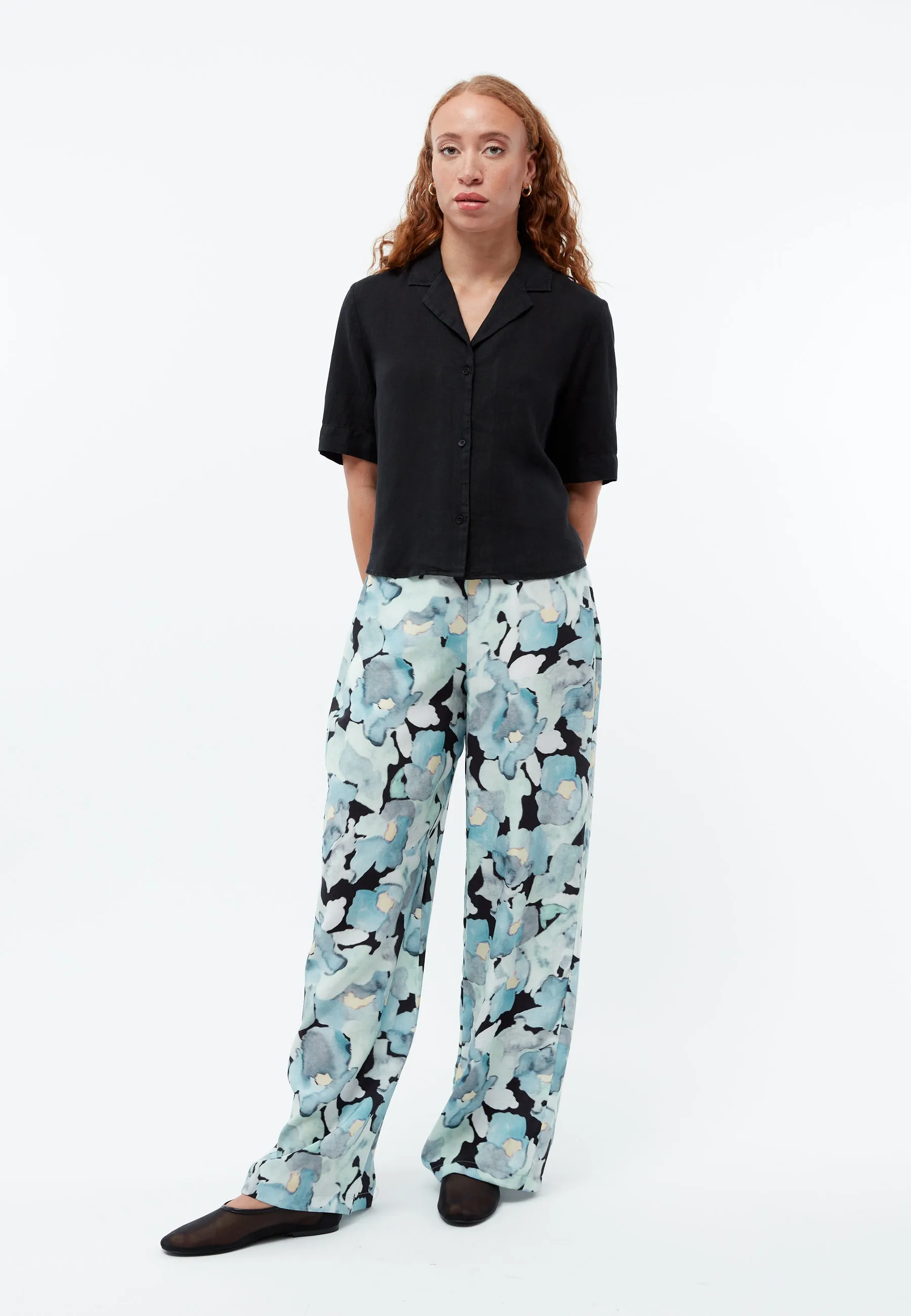 Short-sleeved blouse GBCAROL relaxed in linen - Black (Linen) Givn Berlin
