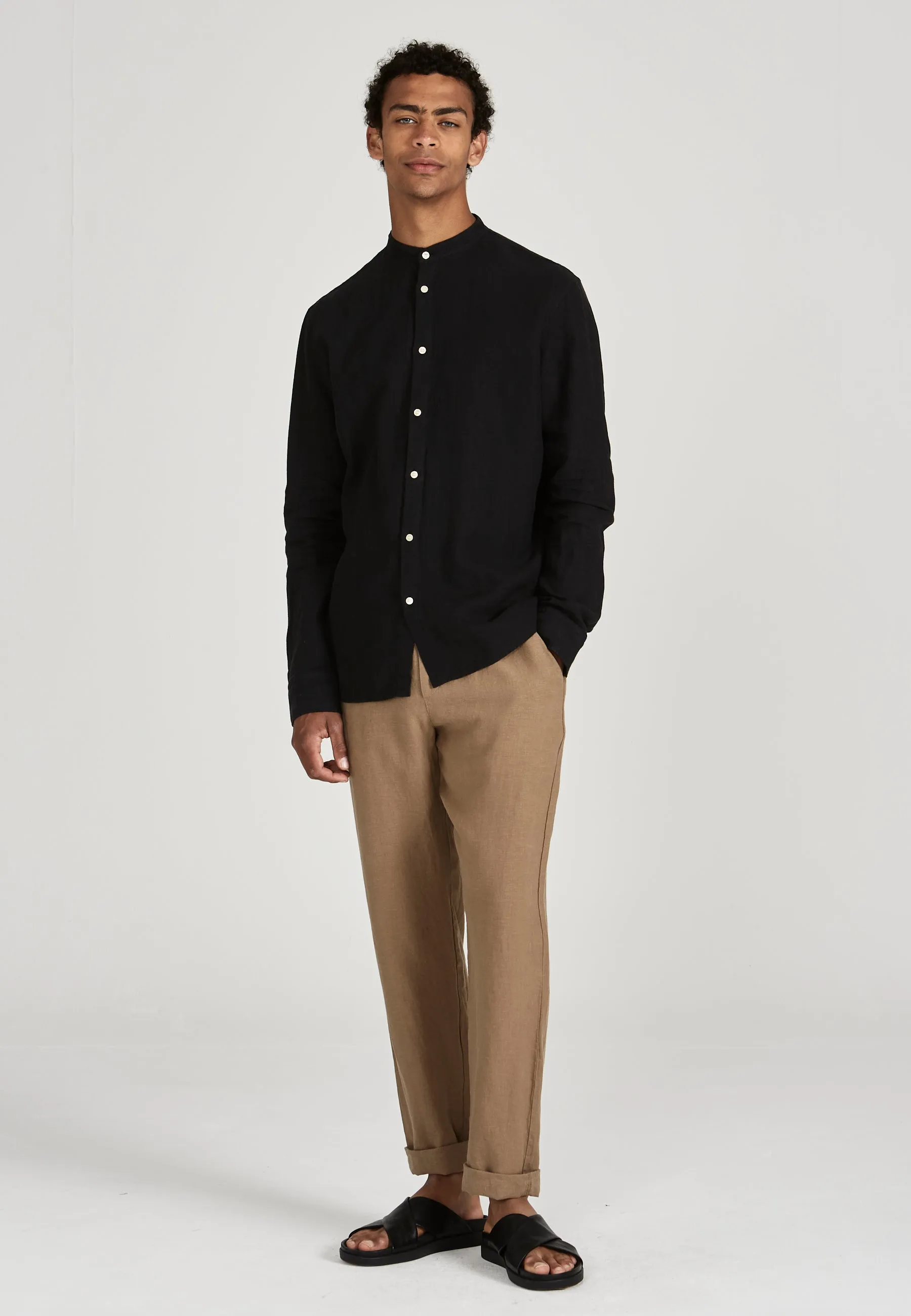 Stand-up collar linen shirt WES - Black (Linen) Givn Berlin