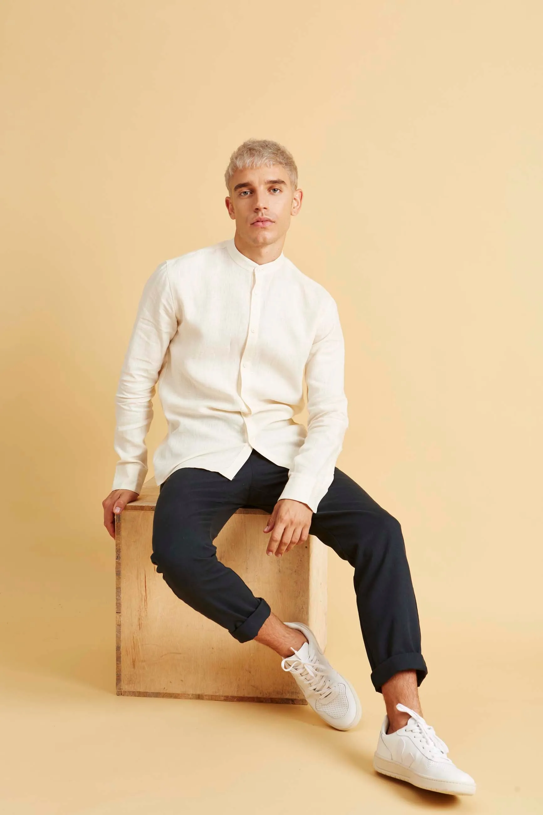 Stand-up collar linen shirt WES - Off White (Linen) Givn Berlin