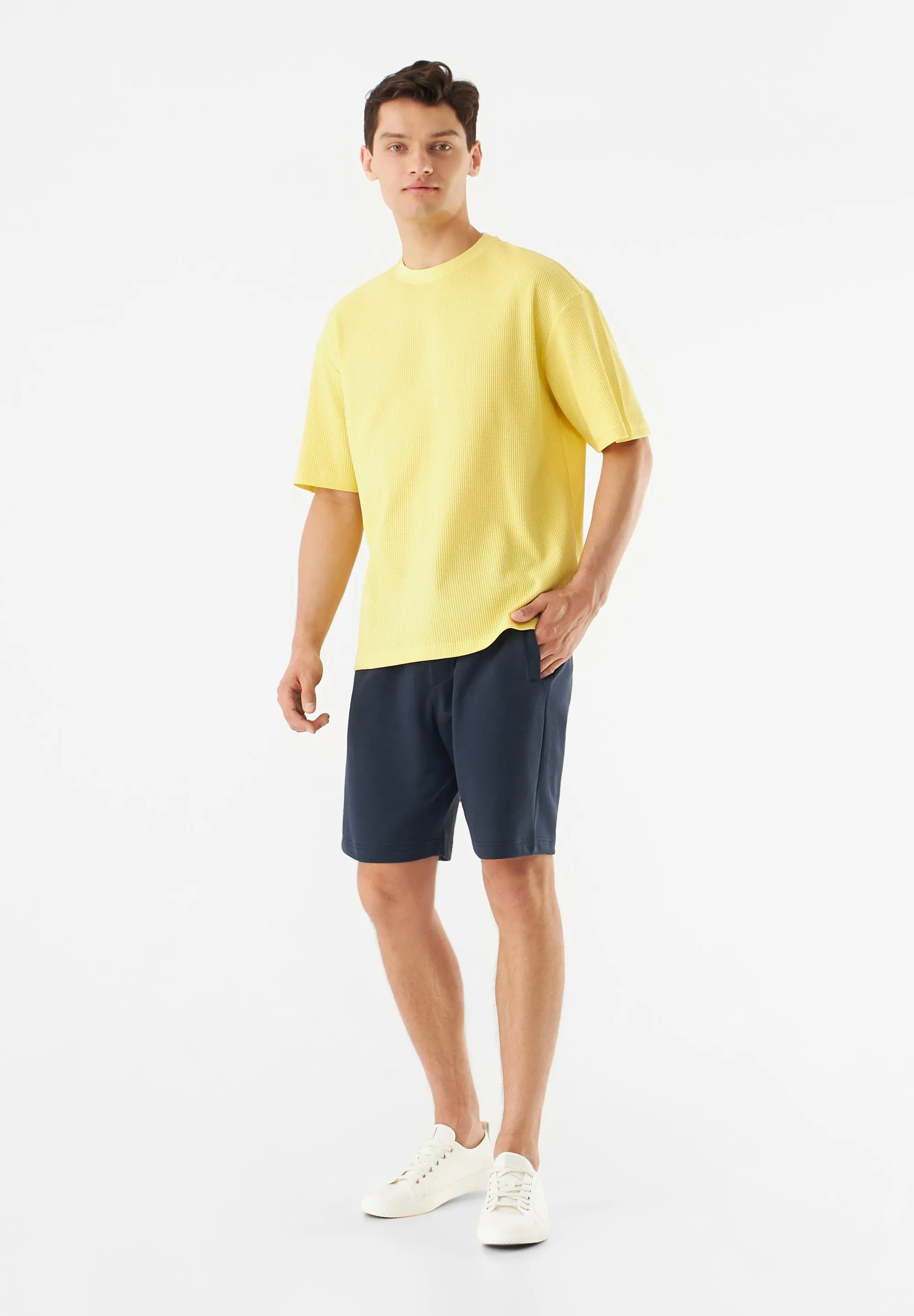 Structured T-shirt GBCLIFF Relaxed Fit Made From Organic Cotton - Lemon (Waffle) Givn Berlin