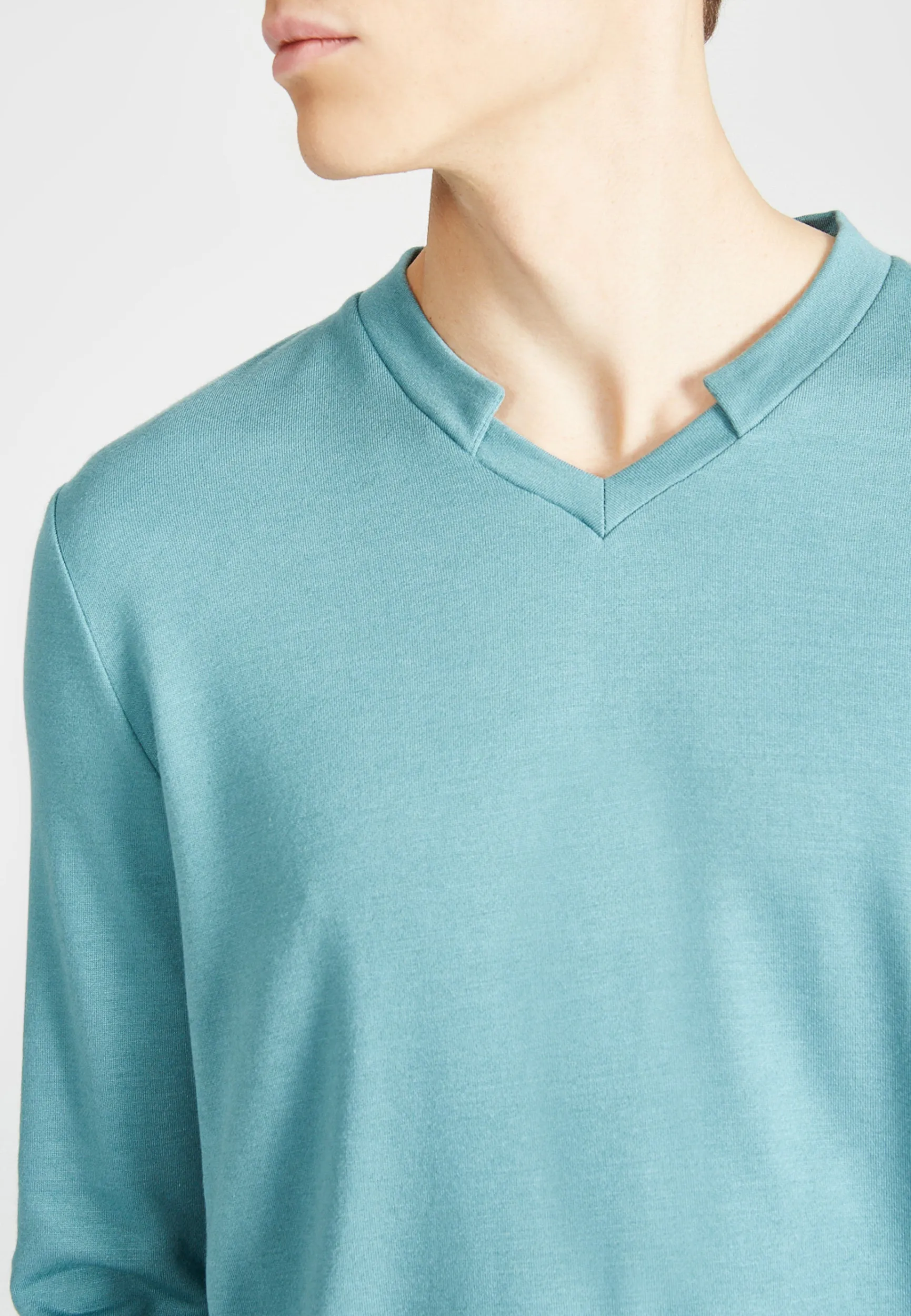 Sweater MATEO in TENCEL™ Modal - Petrol Givn Berlin