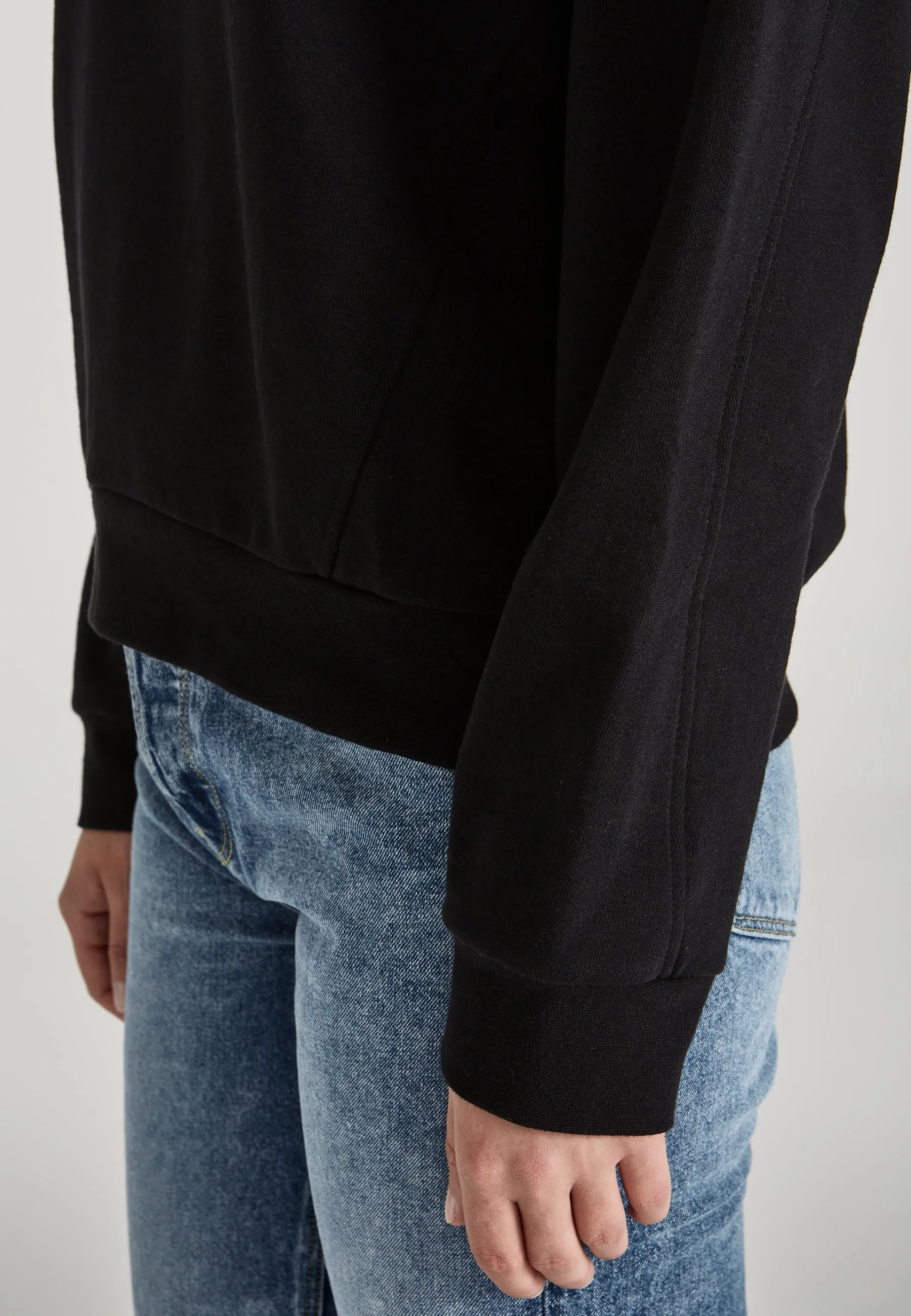 Sweatshirt AURELIE organic cotton - Black Givn Berlin