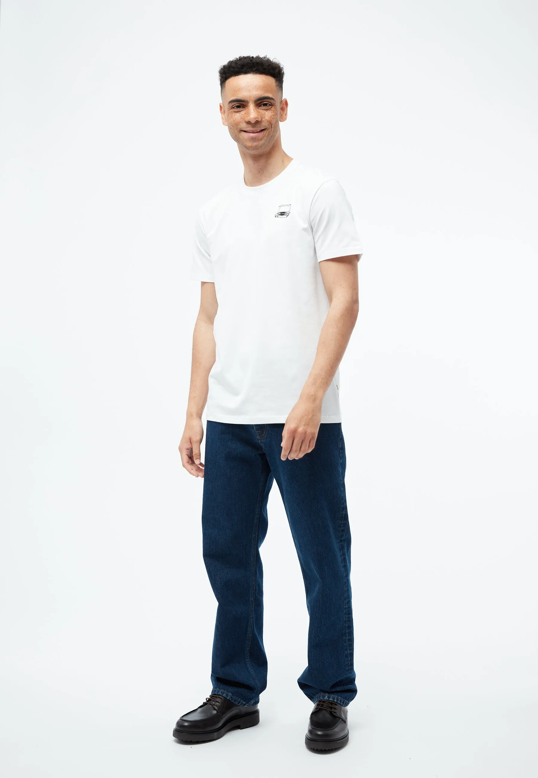 T-shirt GBCOLBY (Recordplayer) made from organic cotton - White Givn Berlin