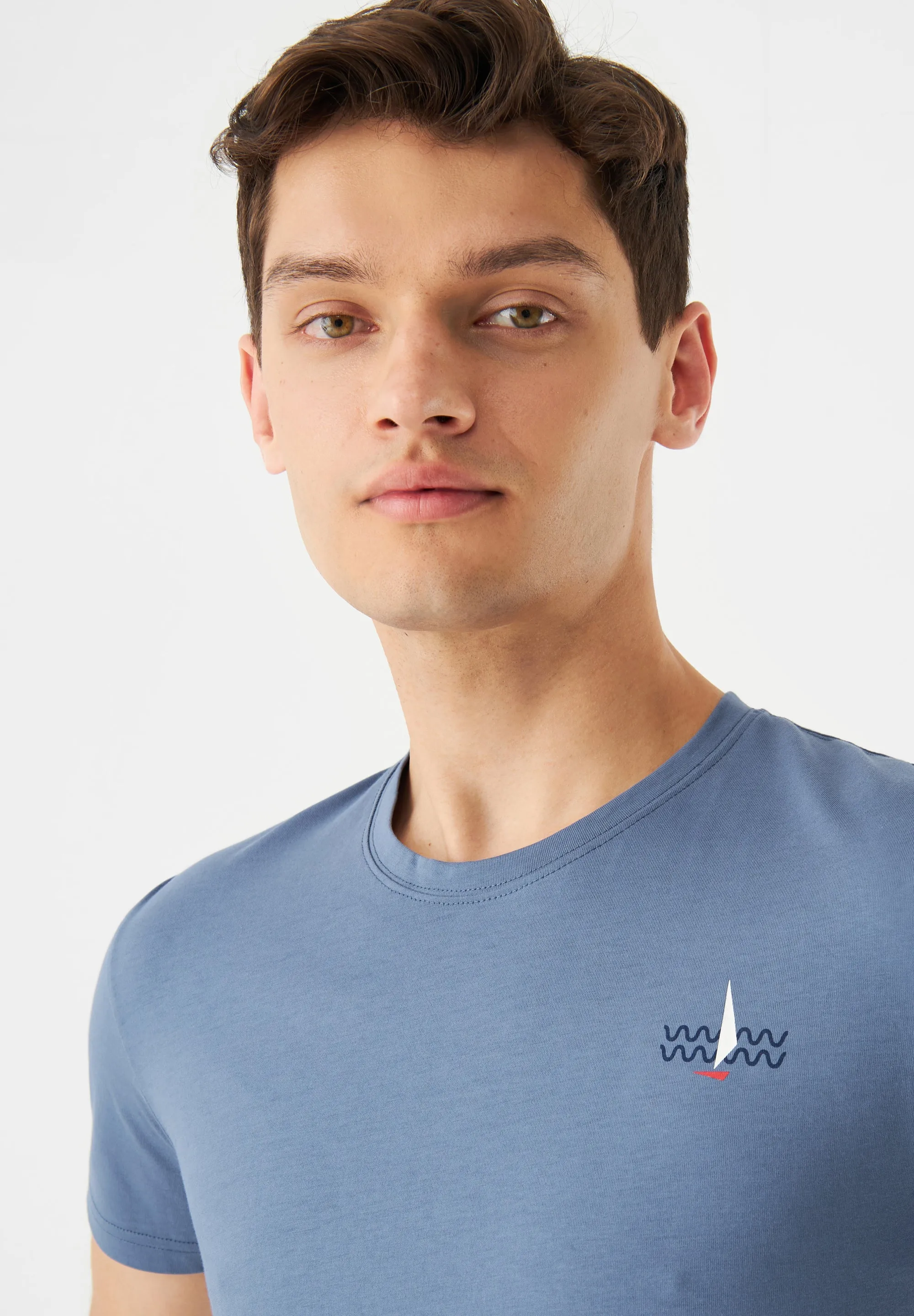 T-shirt GBCOLBY (Sailboat) Made From Organic Cotton - Steel Blue Givn Berlin